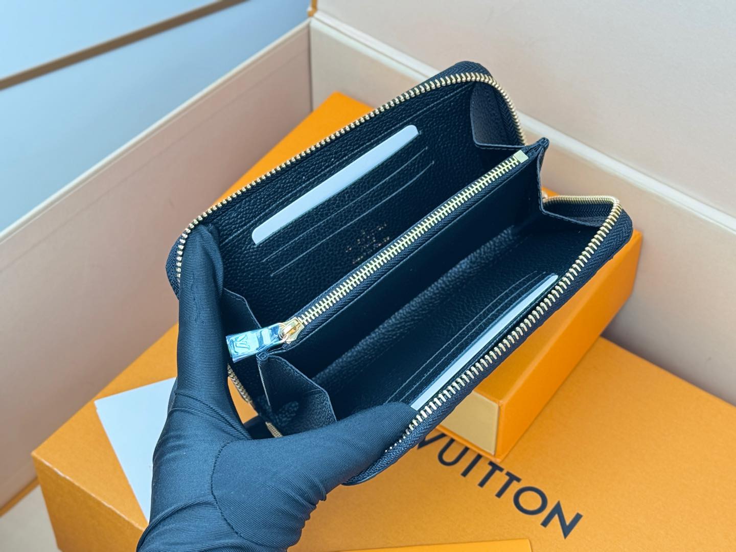 ルイヴィトン財布 折りたたみスーパーコピー ロング 牛革 レザー ファッション 実用 M12425 ブラック_6