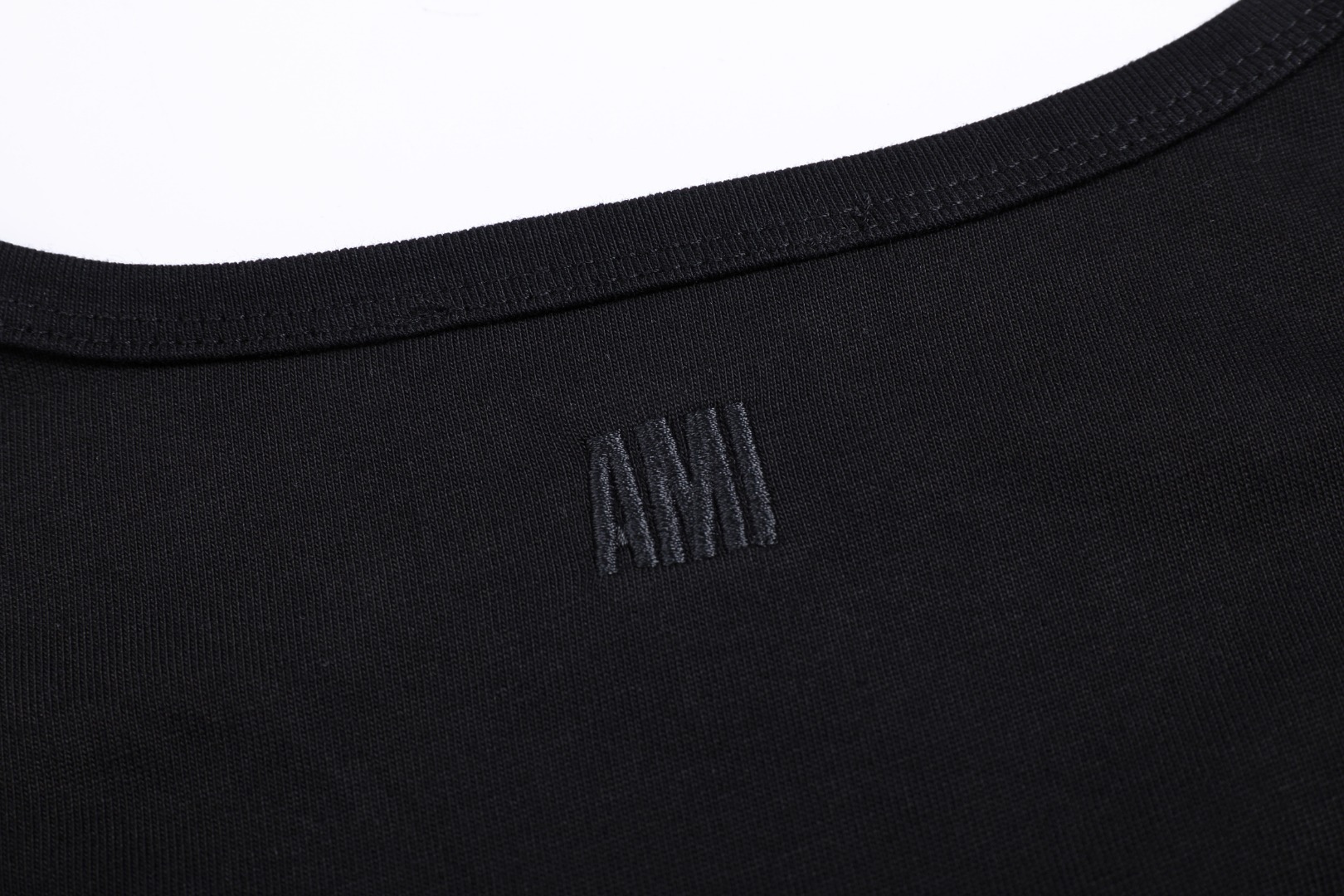 期間限定品 ami 黒tシャツ激安通販 トップス 純綿 無袖 アレクサンドルマテュッシ ブラック_5