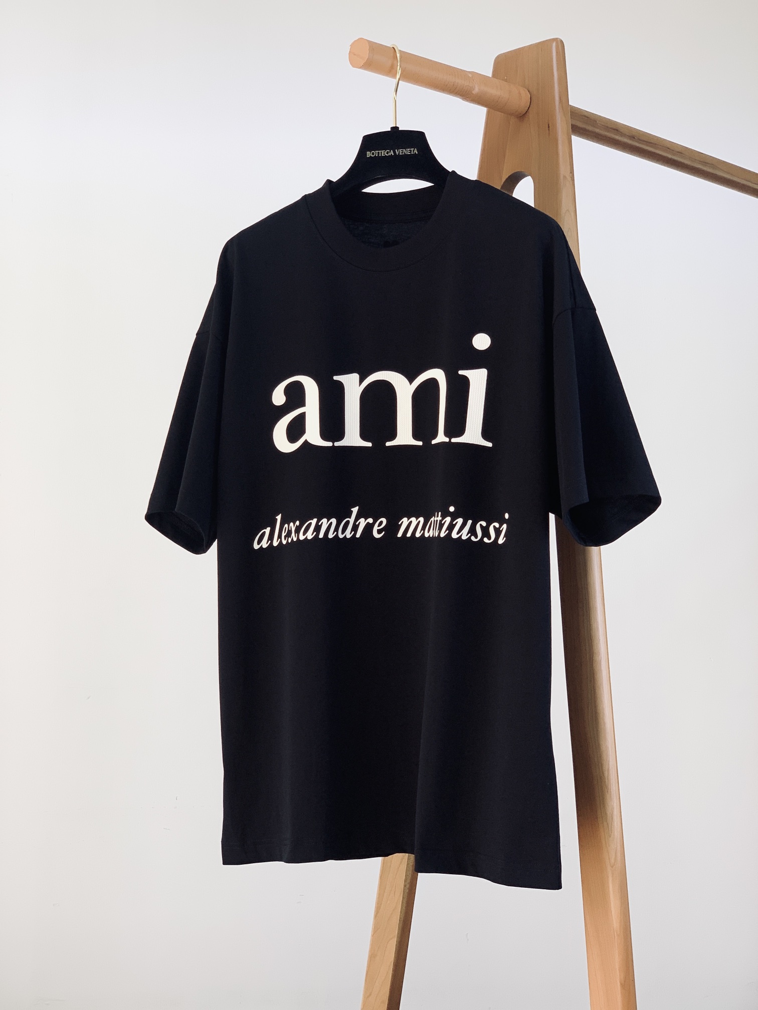 AMI アレクサンドルマテュッシ 店舗偽物 半袖トップス 純綿Tシャツ ゆったり クラシック ブラック_1