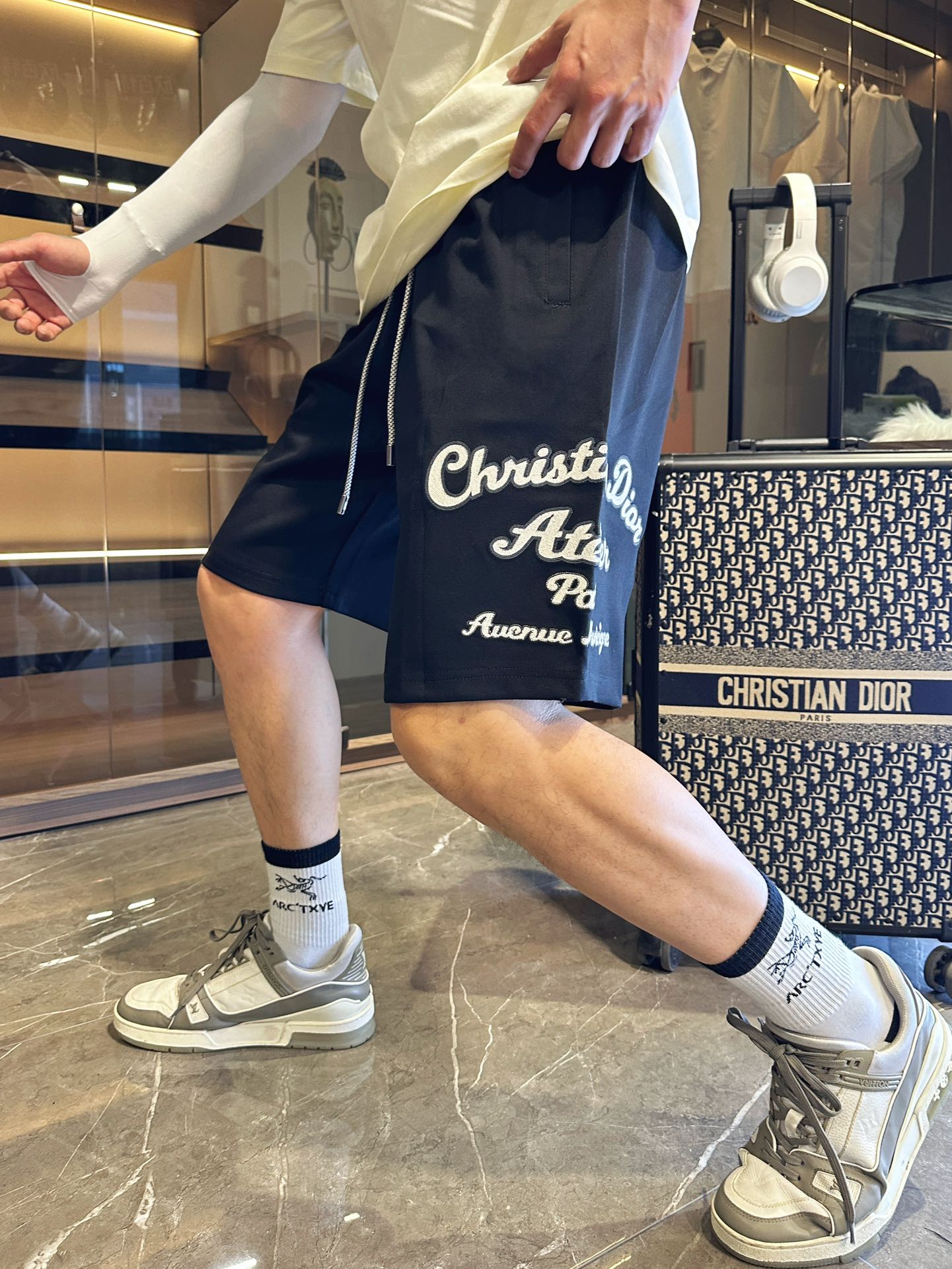 dior 半ズボン偽物 ショットパンツ 夏服 ゆったり 五分パンツ カジュアル プリント ブルー_4