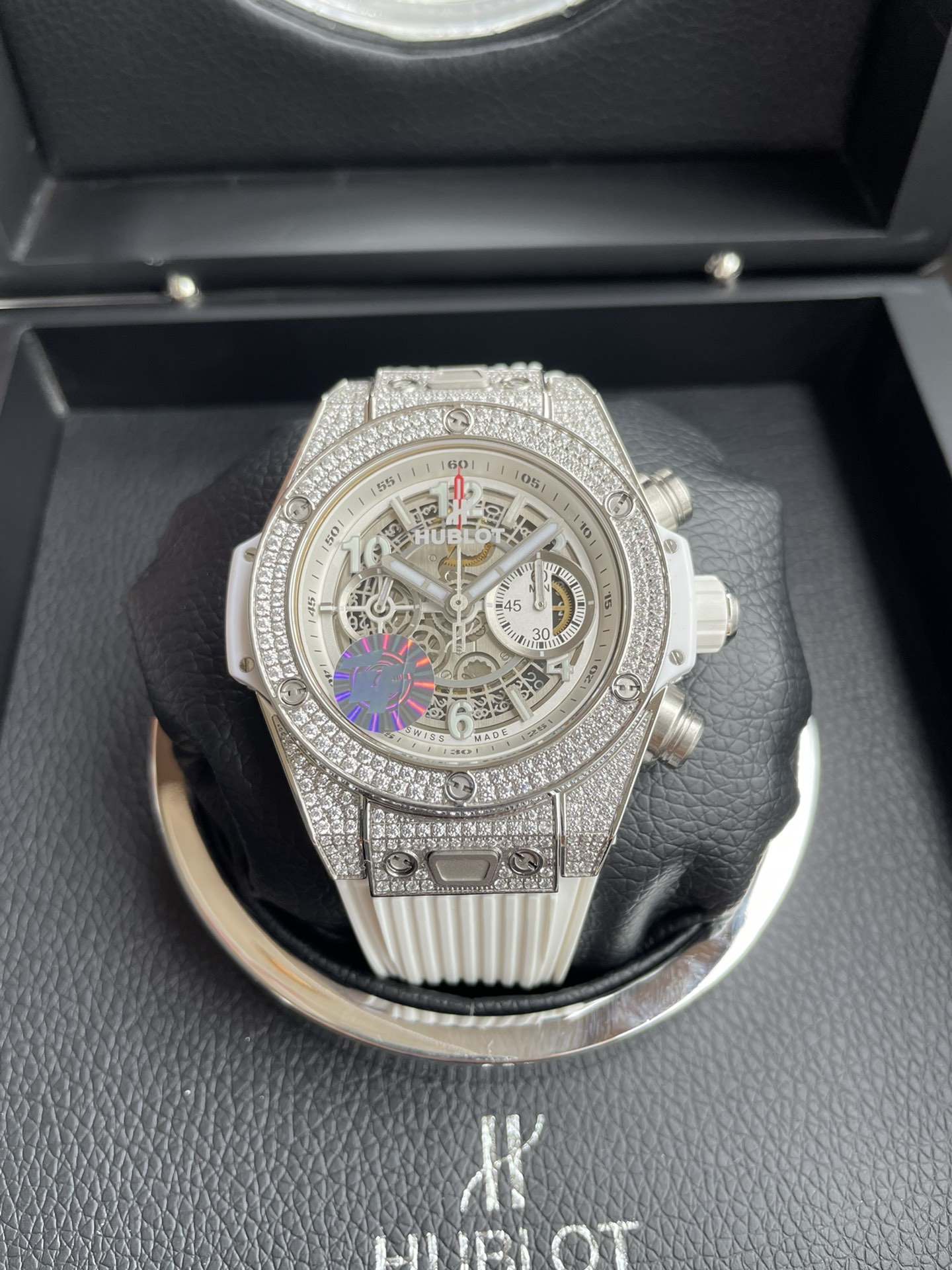 hublot 時計スーパーコピー 腕時計 ウォッチ 防水 ファッション 高級品 カラフル ホワイト_1
