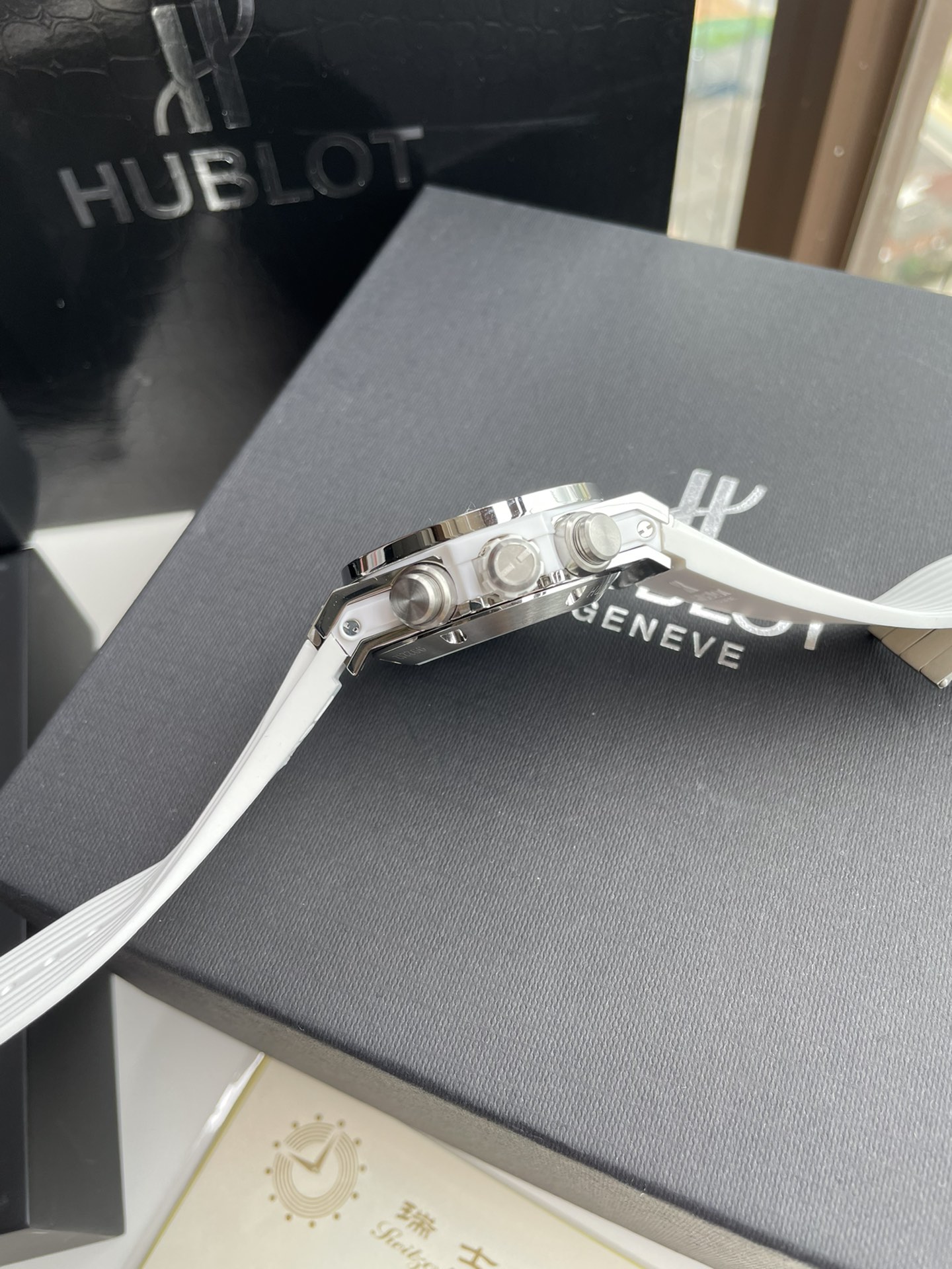 hublot 時計スーパーコピー 腕時計 ウォッチ 防水 ファッション 高級品 カラフル ホワイト_5