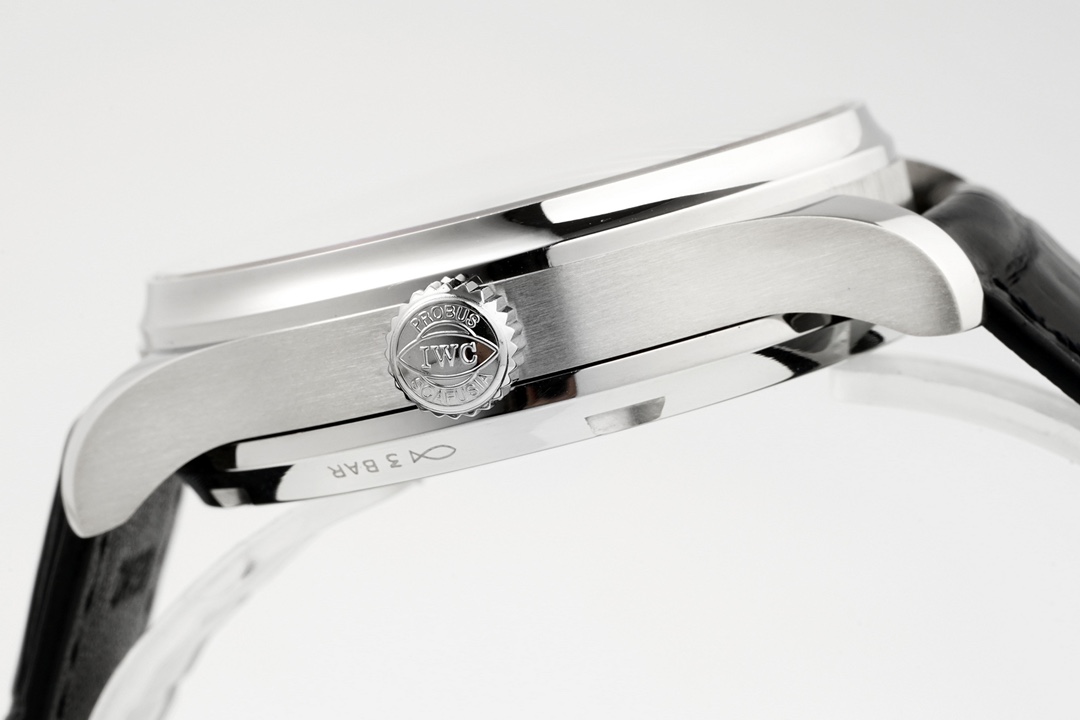今季のおすすめ iwc の 時計偽物 ウォッチ ポルトギーゼ 防水 ハンサム 紳士 腕時計 IW500713 ブルー_6
