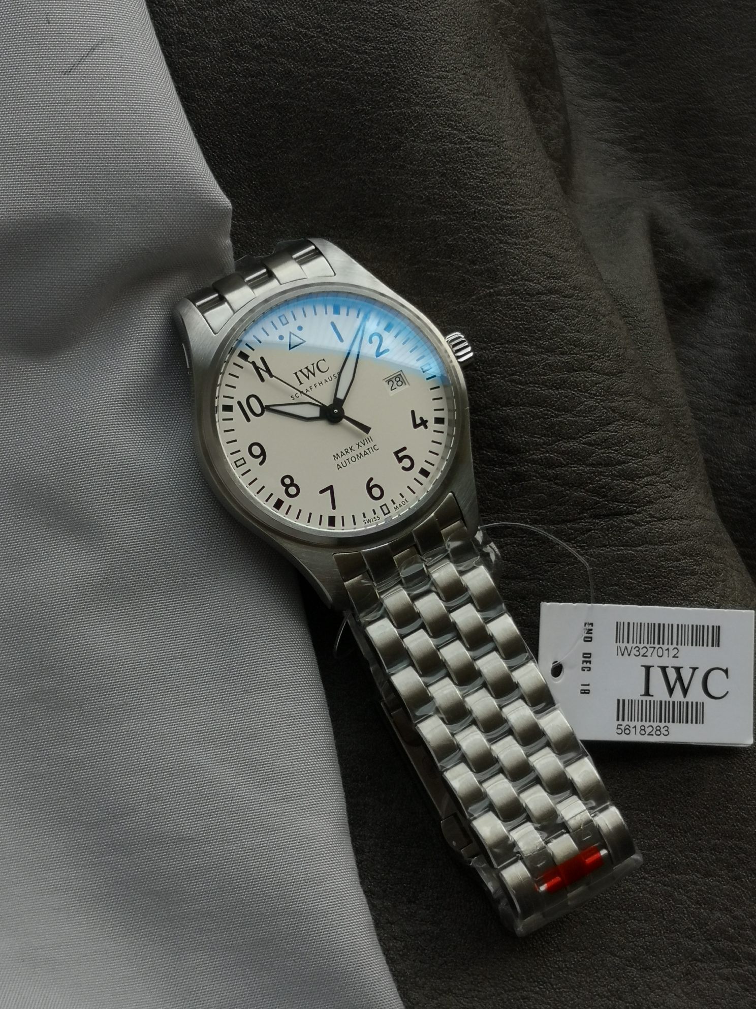iwc 腕時計偽物 ウォッチ 通勤 ポートフィノ 防水 ハンサム 紳士 ファッション ホワイト_4