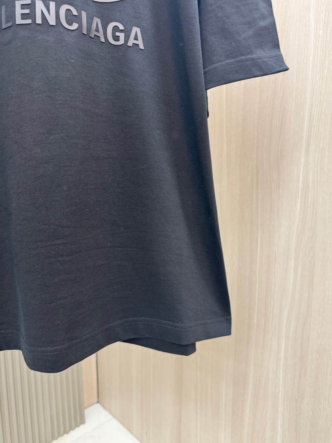 お値打ち価格バレンシアガエブリデイスーパーコピー Tシャツ 見分け方 トップス 半袖 プリント ブラック_6