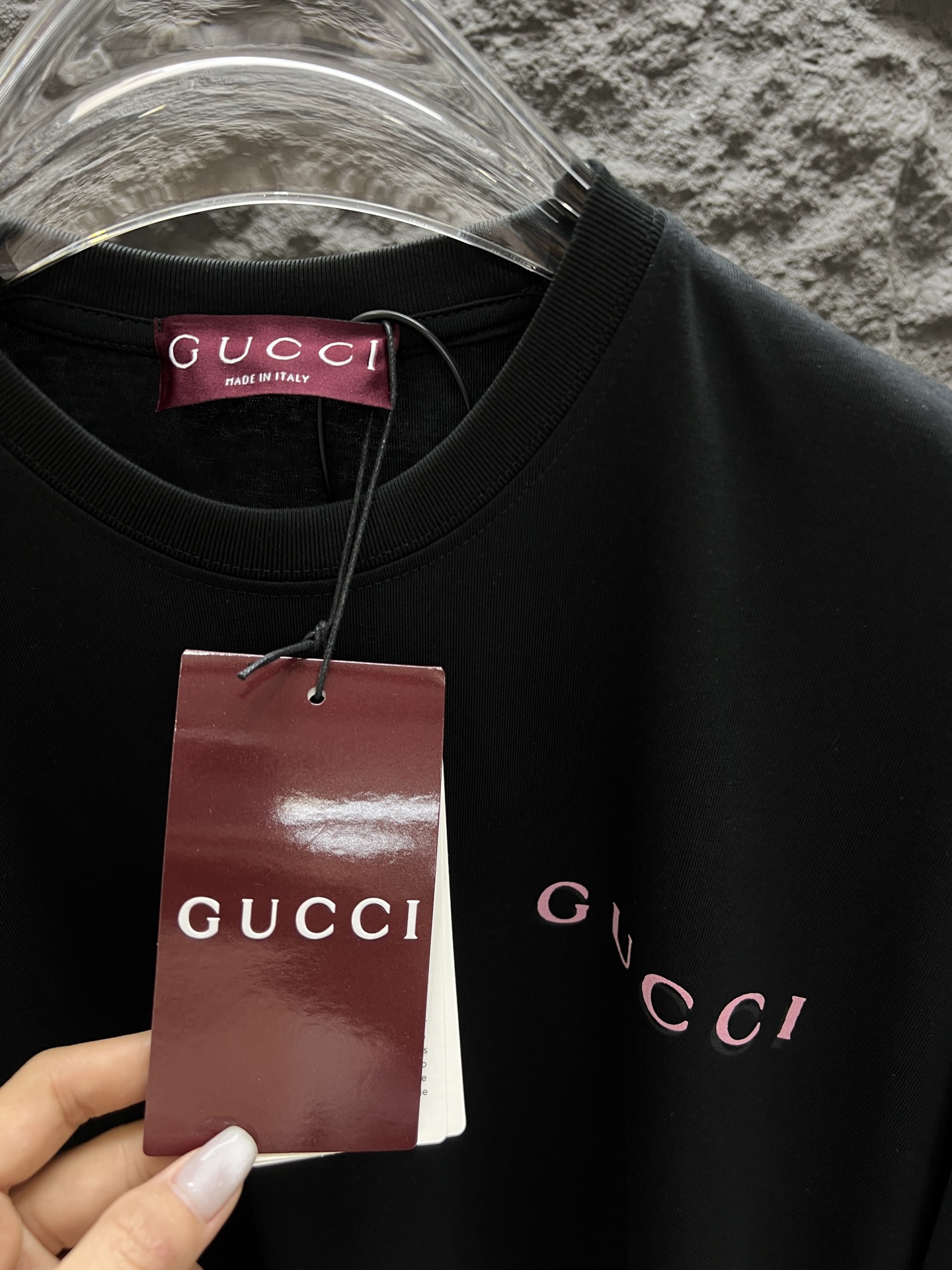 超人気新作 gucci t シャツ ロゴ偽物 トップス 純綿 プリント ゆったり 半袖 ブラック_5