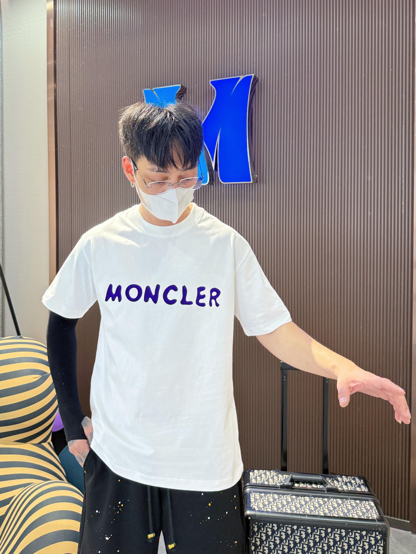 お得品‼tシャツ モンクレールＮ級品 通気性いい トップス 純綿 プリント 半袖 ホワイト_3