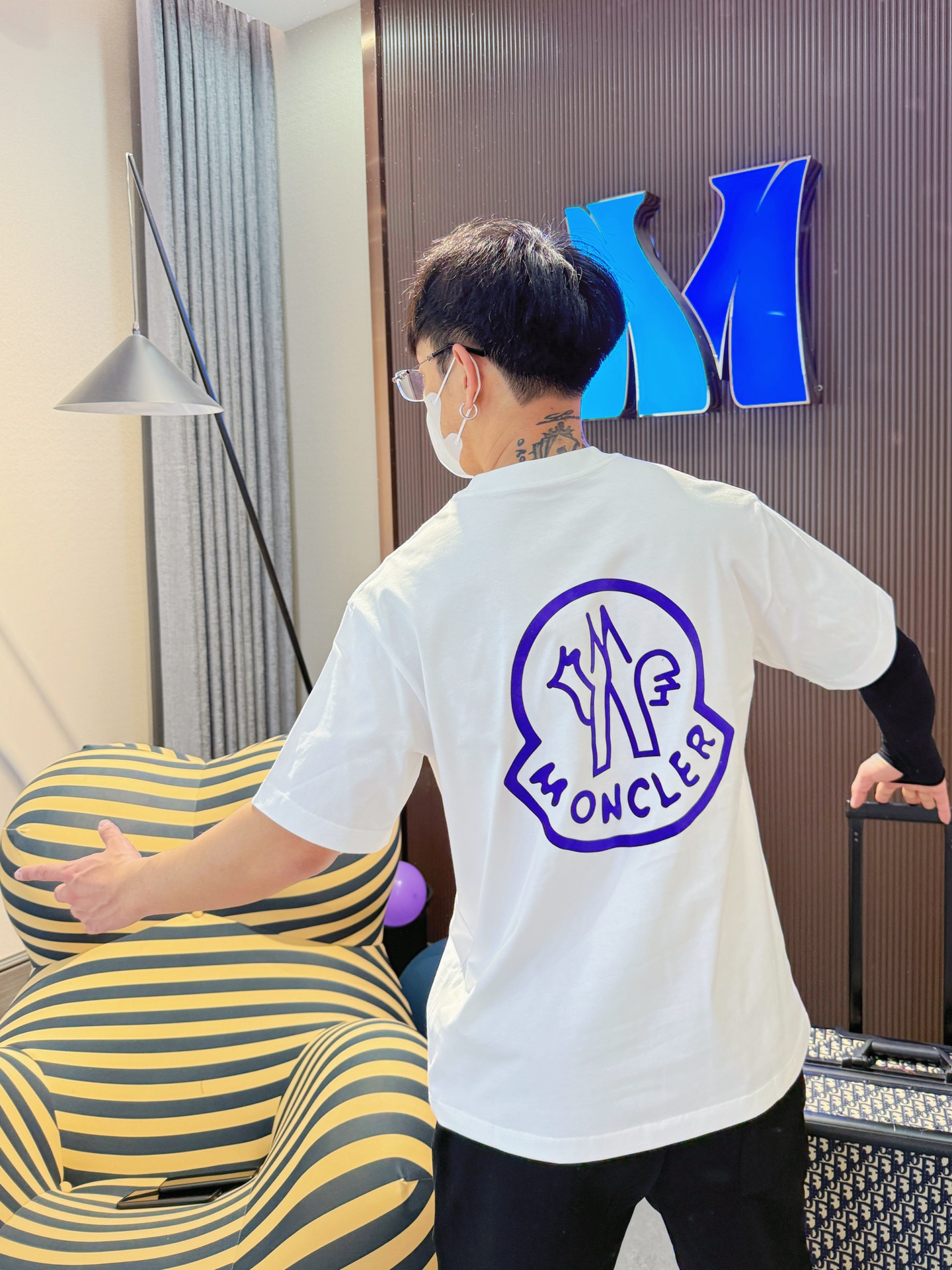 お得品‼tシャツ モンクレールＮ級品 通気性いい トップス 純綿 プリント 半袖 ホワイト_4