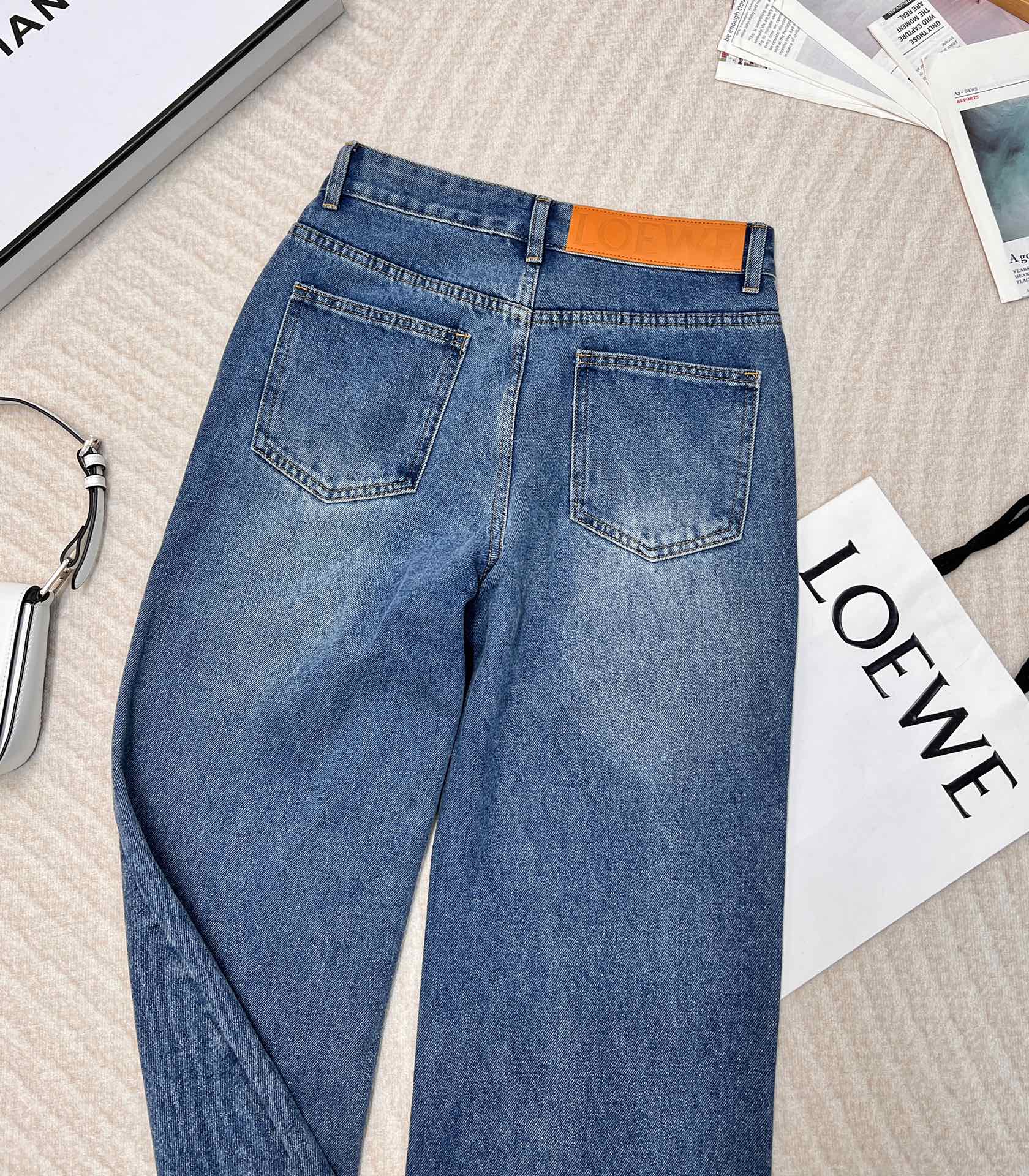 loewe アナグラム デニム偽物 ジーンズ カジュアルパンツ ズボン ゆったり L108270 ブルー_10