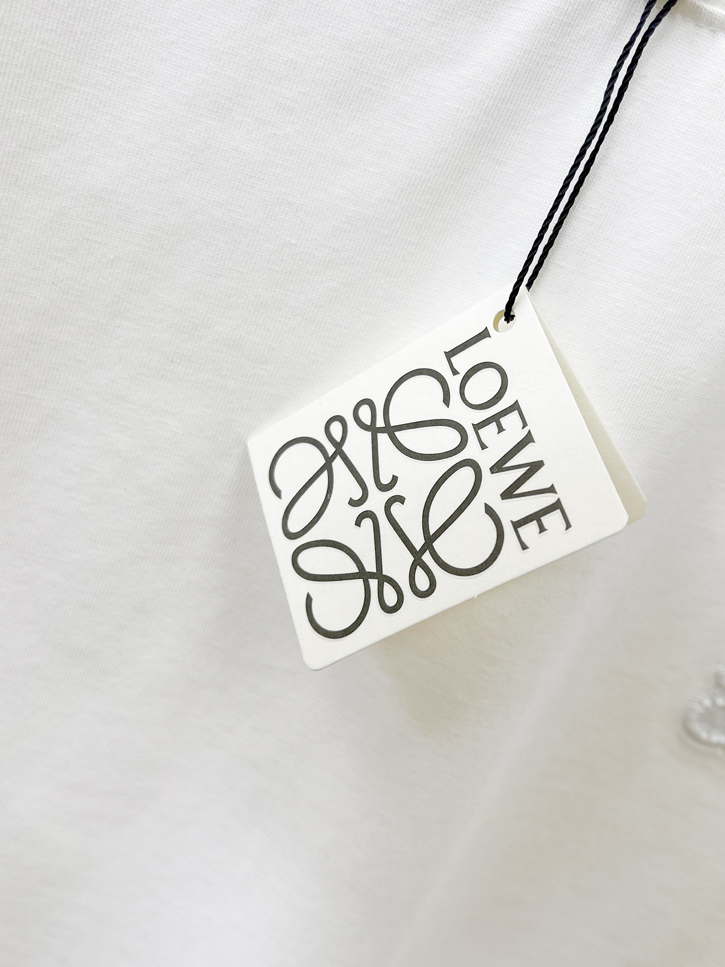 ロエベtシャツ メルカリコピー 純綿 トップス 半袖 ロゴ刺繍 シンプル ホワイト_6