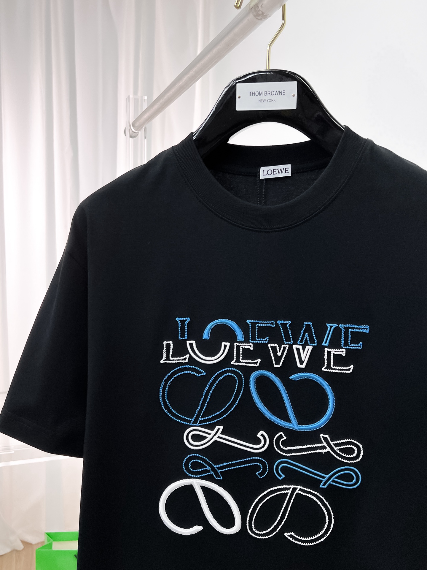 ロエベtシャツ 安いスーパーコピー 純綿 トップス 半袖 ロゴプリント シンプル ブラック_5