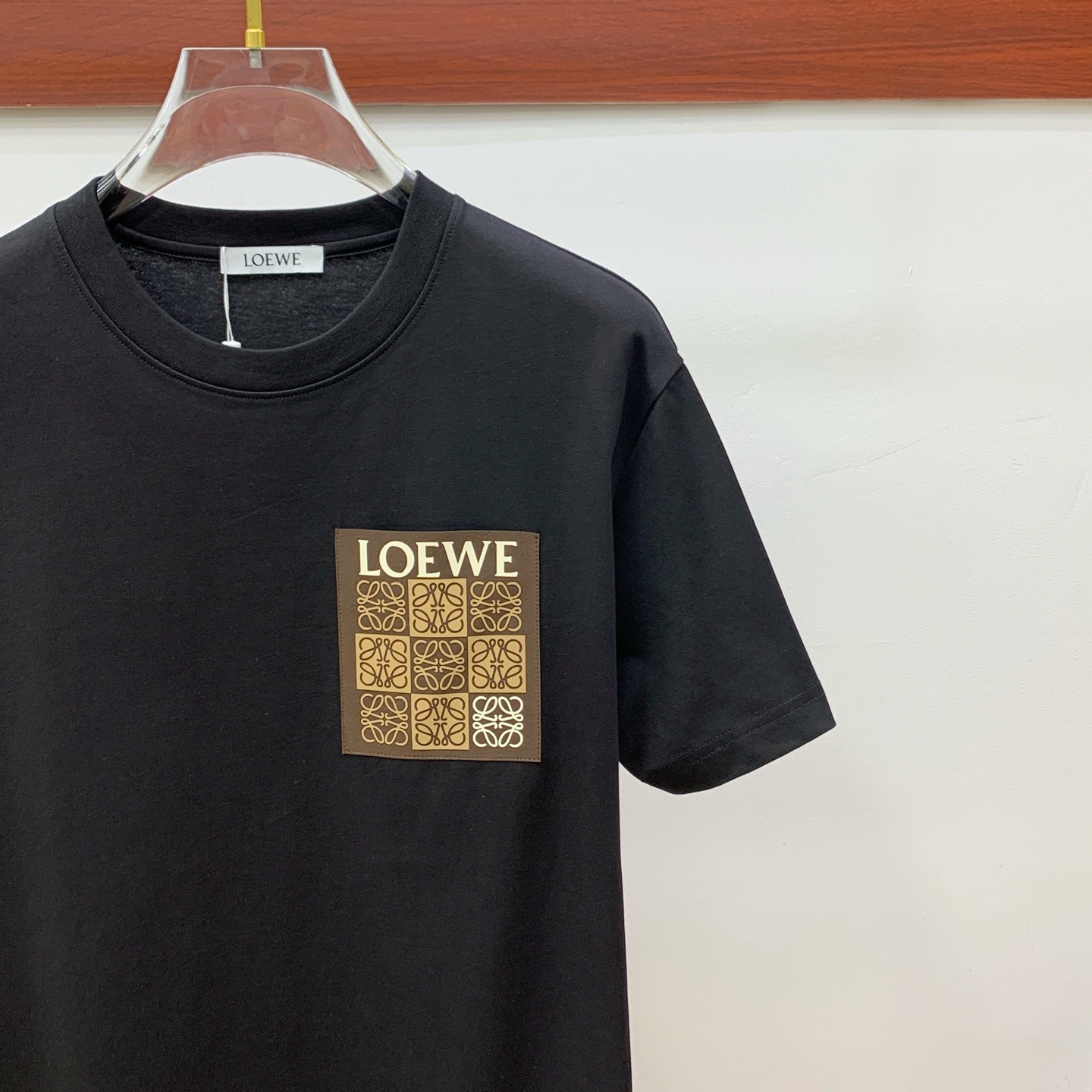 最新販売 ロエベtシャツ コーデスーパーコピー 純綿 トップス 半袖 ロゴプリント シンプル ブラック_3