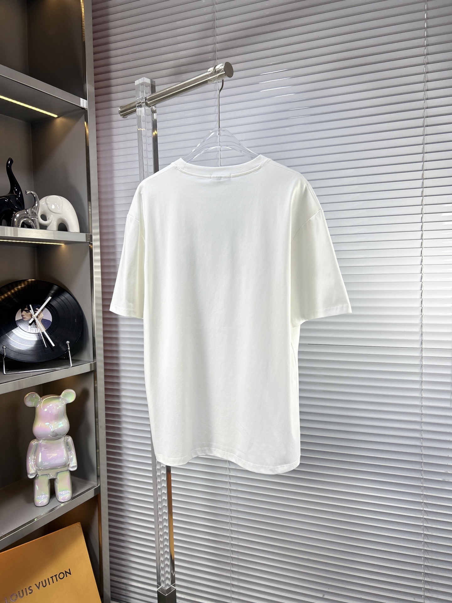 夏服 ロエベ tシャツ 新作偽物 柔らかい 純綿 トップス 半袖 ロゴプリント シンプル ホワイト_6