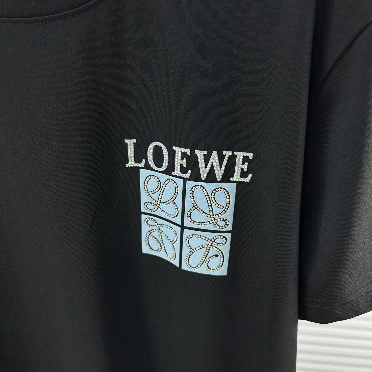 ロエベtシャツ レディースコピー 柔らかい 純綿 トップス 半袖 ロゴプリント 人気 ブラック_5