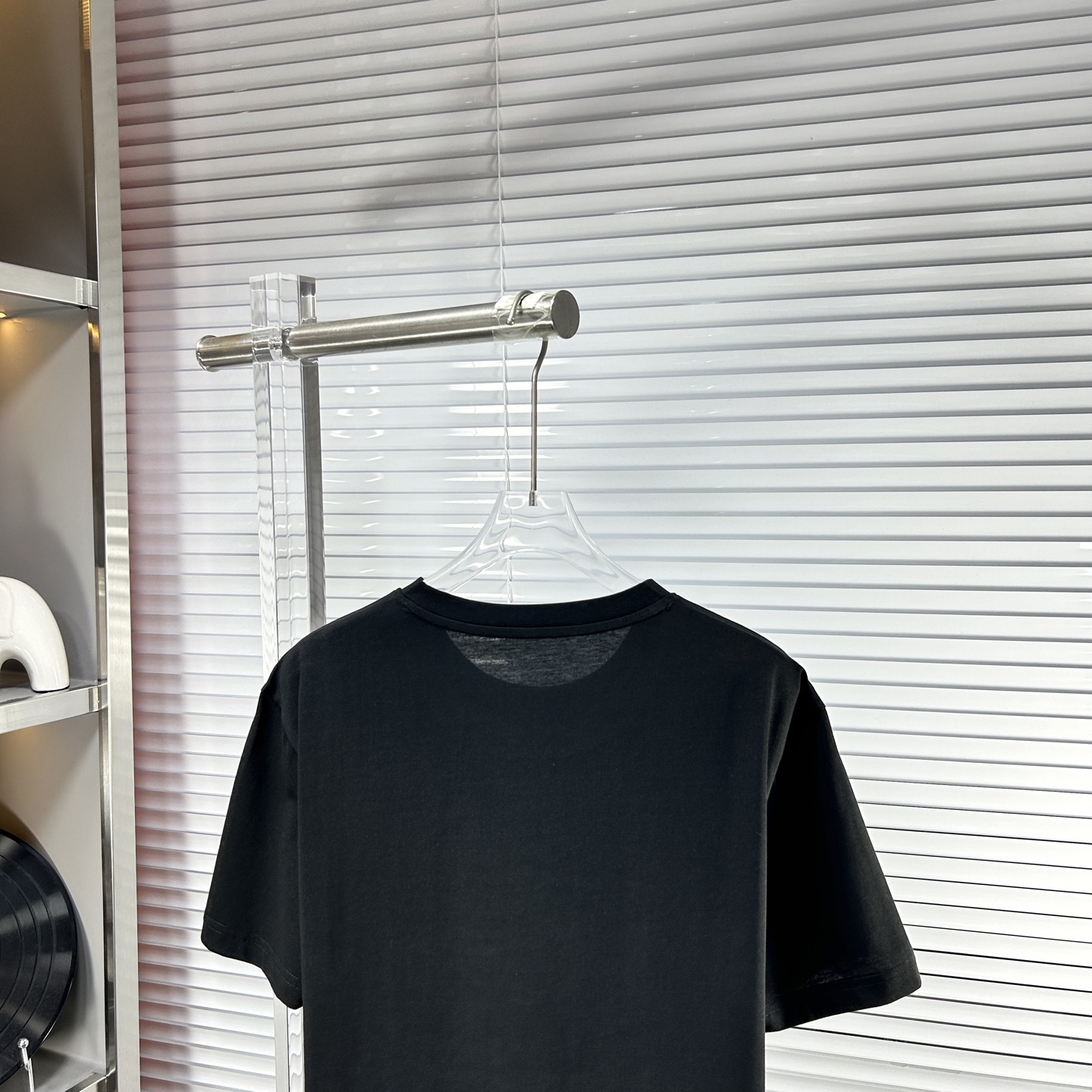 ロエベtシャツ レディースコピー 柔らかい 純綿 トップス 半袖 ロゴプリント 人気 ブラック_6