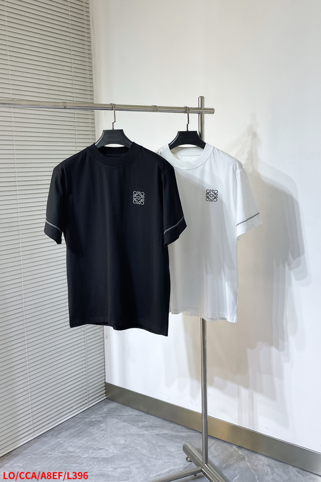ロエベtシャツ 偽物 見分け方スーパーコピー 柔らかい 純綿 トップス 短袖 ロゴプリント 2色可選_2