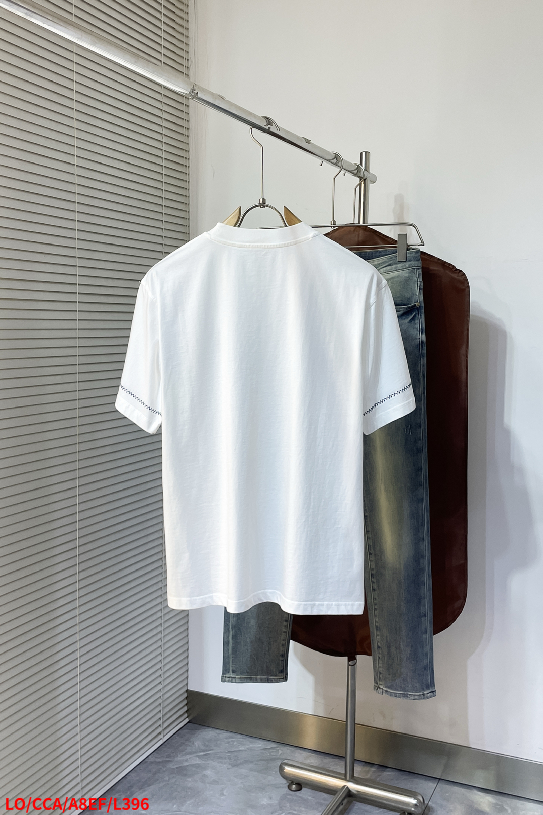 ロエベtシャツ 偽物 見分け方スーパーコピー 柔らかい 純綿 トップス 短袖 ロゴプリント 2色可選_8