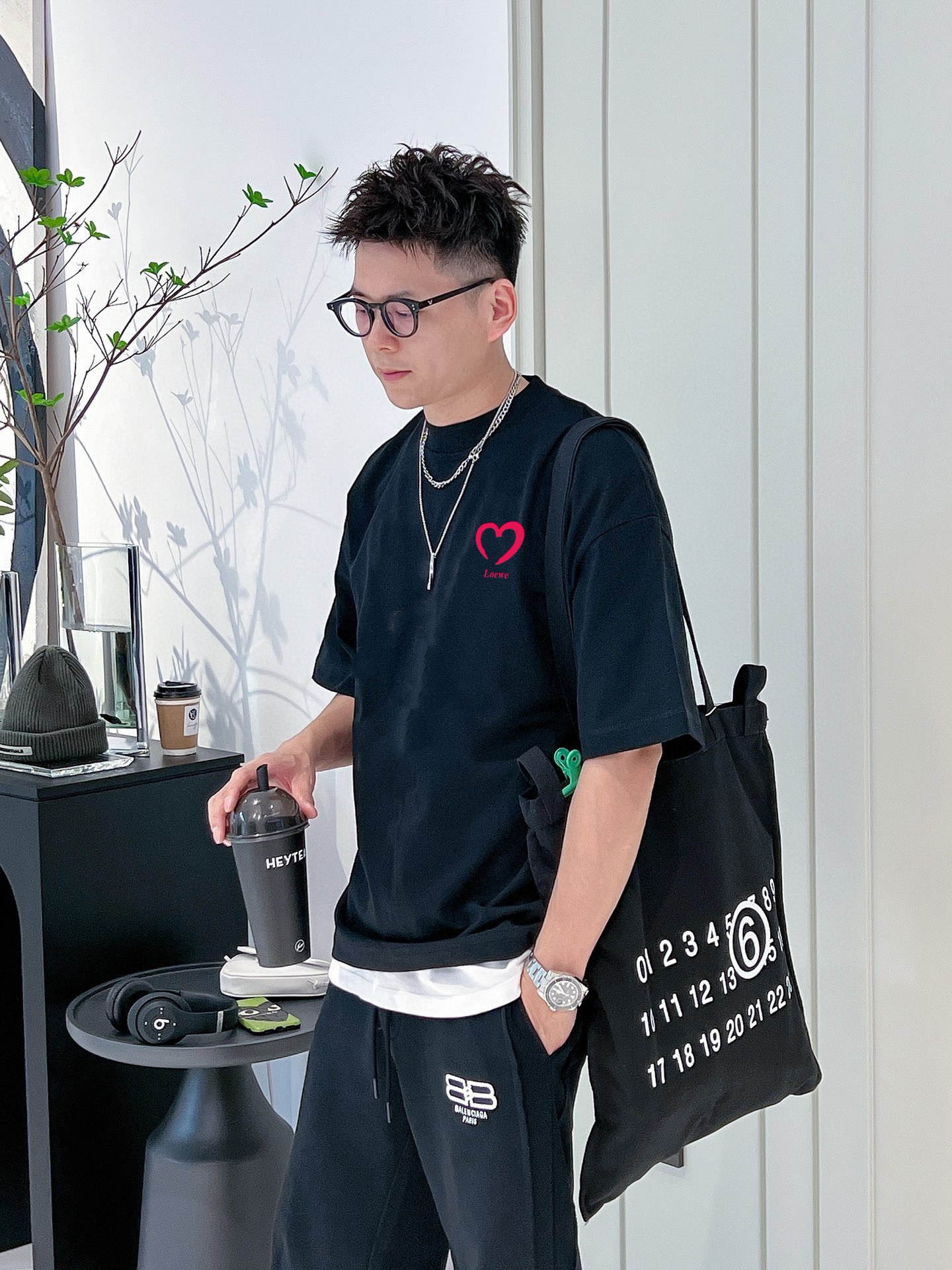 数量限定 ロエベ クロップドtシャツ偽物 ファッション  純綿 トップス 短袖 ブラック_7