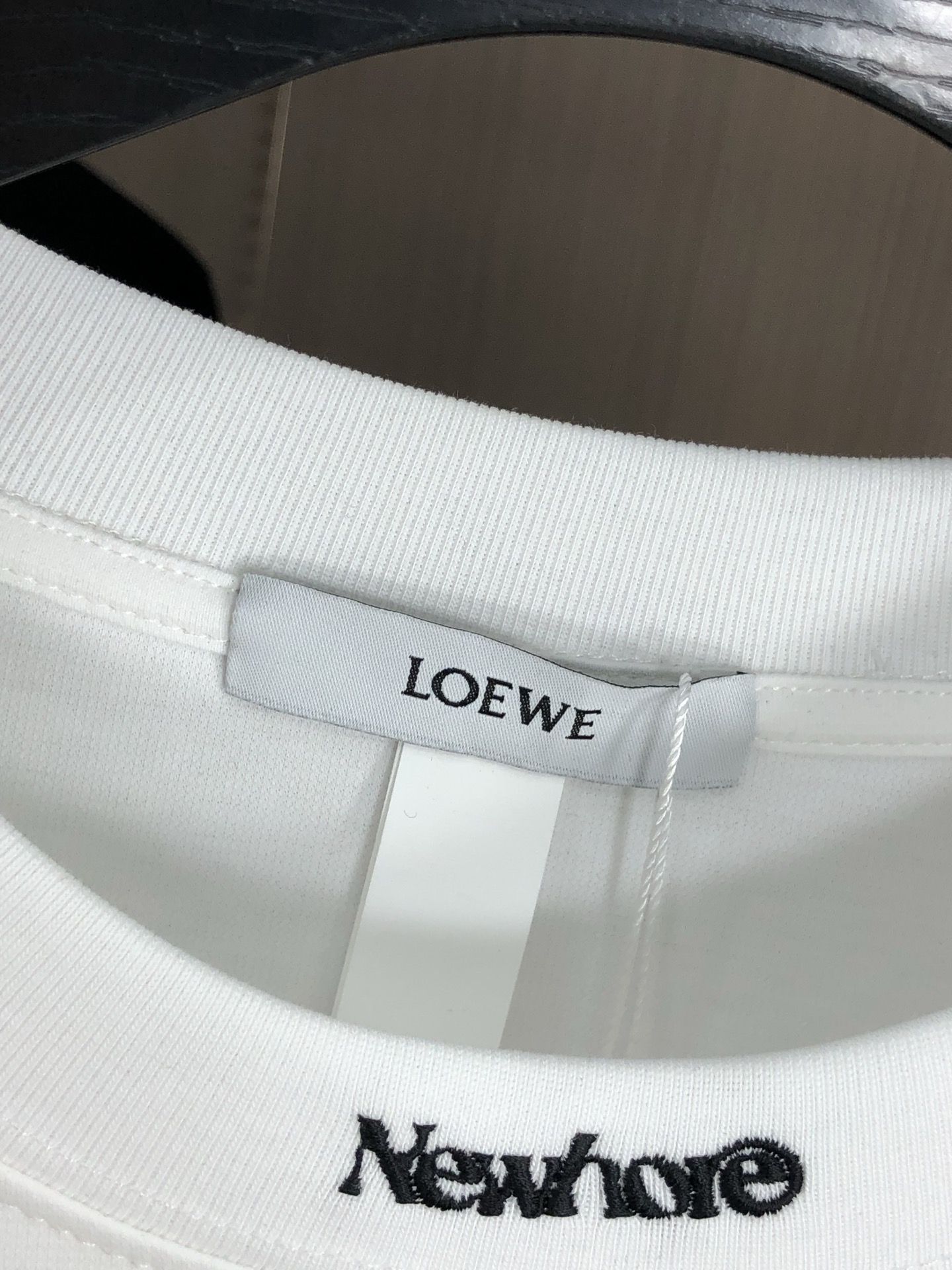 セール開催中 ロエベロゴtシャツスーパーコピー ファッション  純綿 トップス 短袖 ホワイト_3