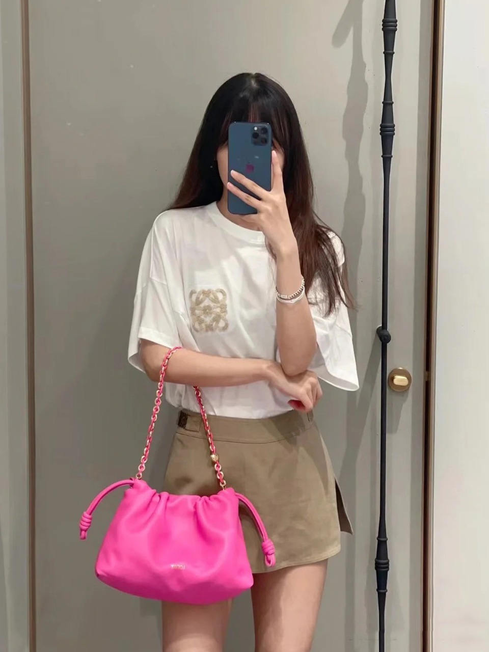 ロエベtシャツ ハウル偽物 ロゴ刺繍 ファッション  純綿 トップス 短袖 柔らかい ホワイト_11