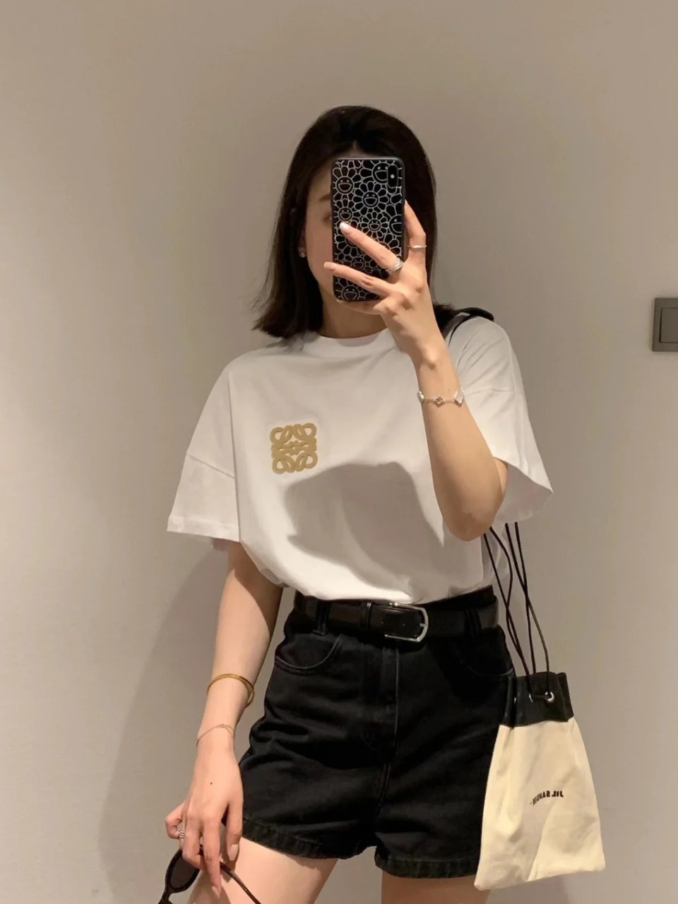 ロエベtシャツ ハウル偽物 ロゴ刺繍 ファッション  純綿 トップス 短袖 柔らかい ホワイト_13