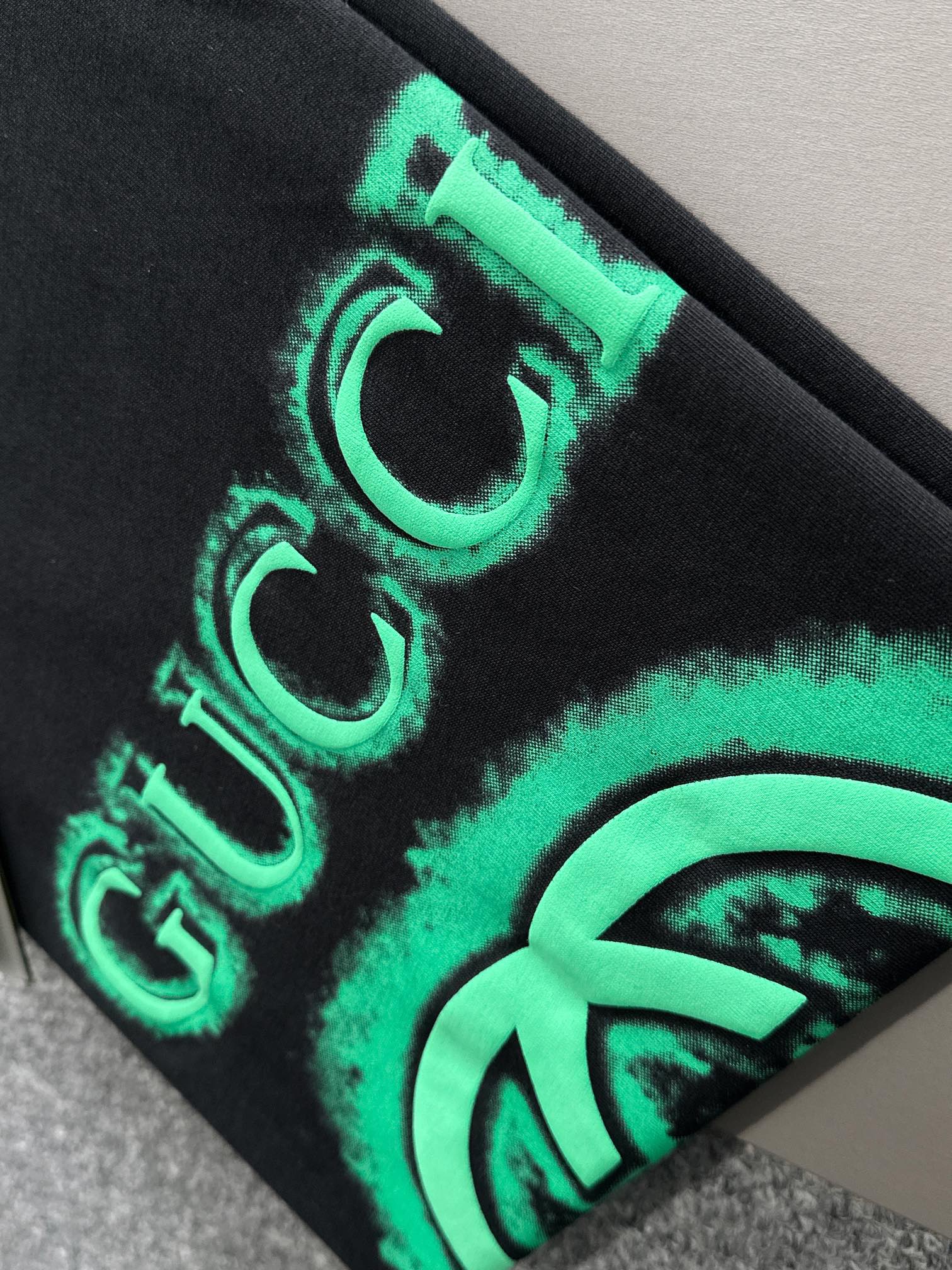 gucci t シャツ ジミン激安通販 プリント トップス tシャツ シンプル 100％綿 柔らかい ブラック_6