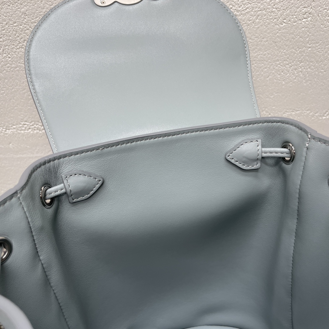 セリーヌバッグ 重さスーパーコピー バックバッグ シンプル 本革 レザー 118702CAS.04LU ブルー_5