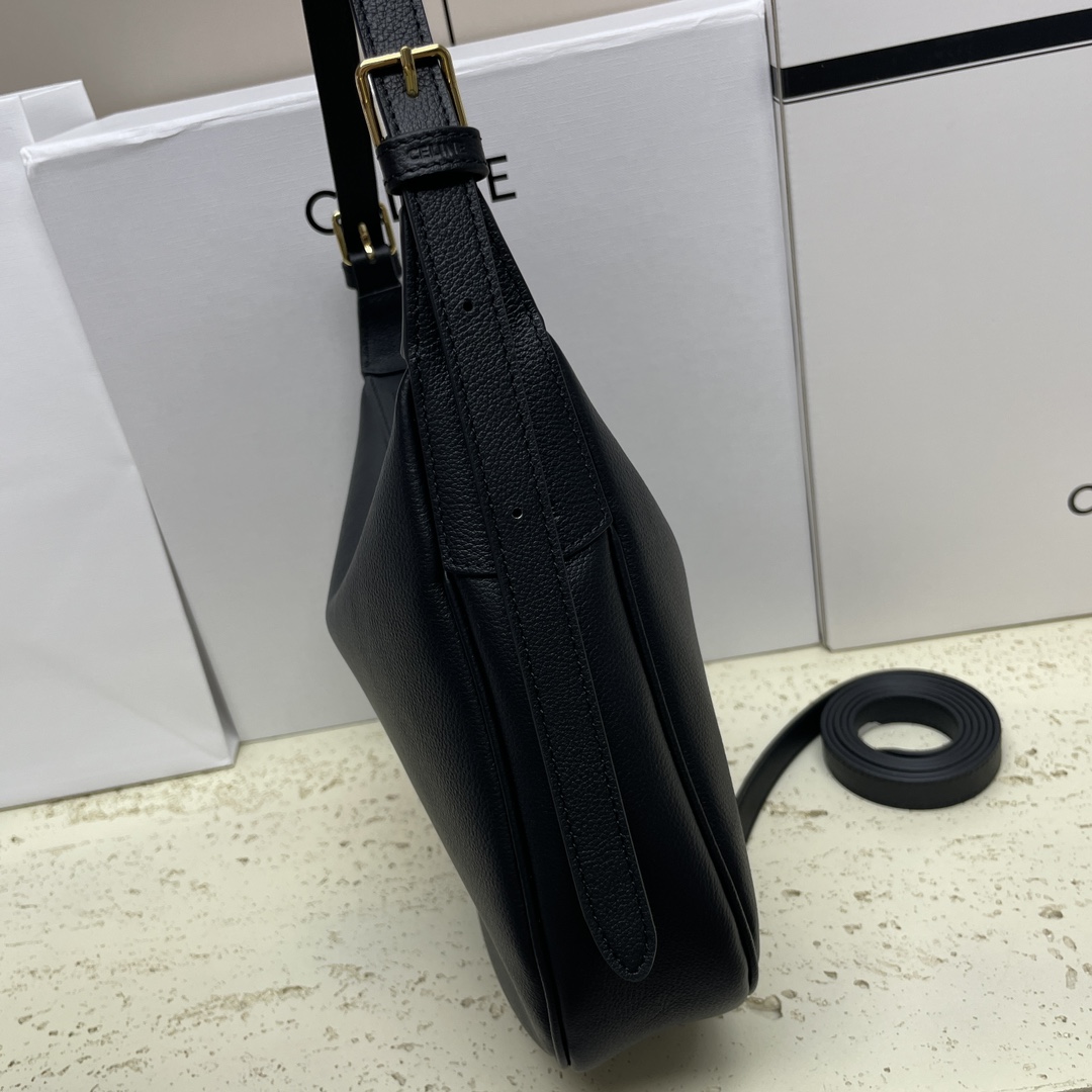 高級感たっぷり セリーヌバッグ 金具コピー 大容量 ハンドバッグ レザー 本革 117253 ブラック_6