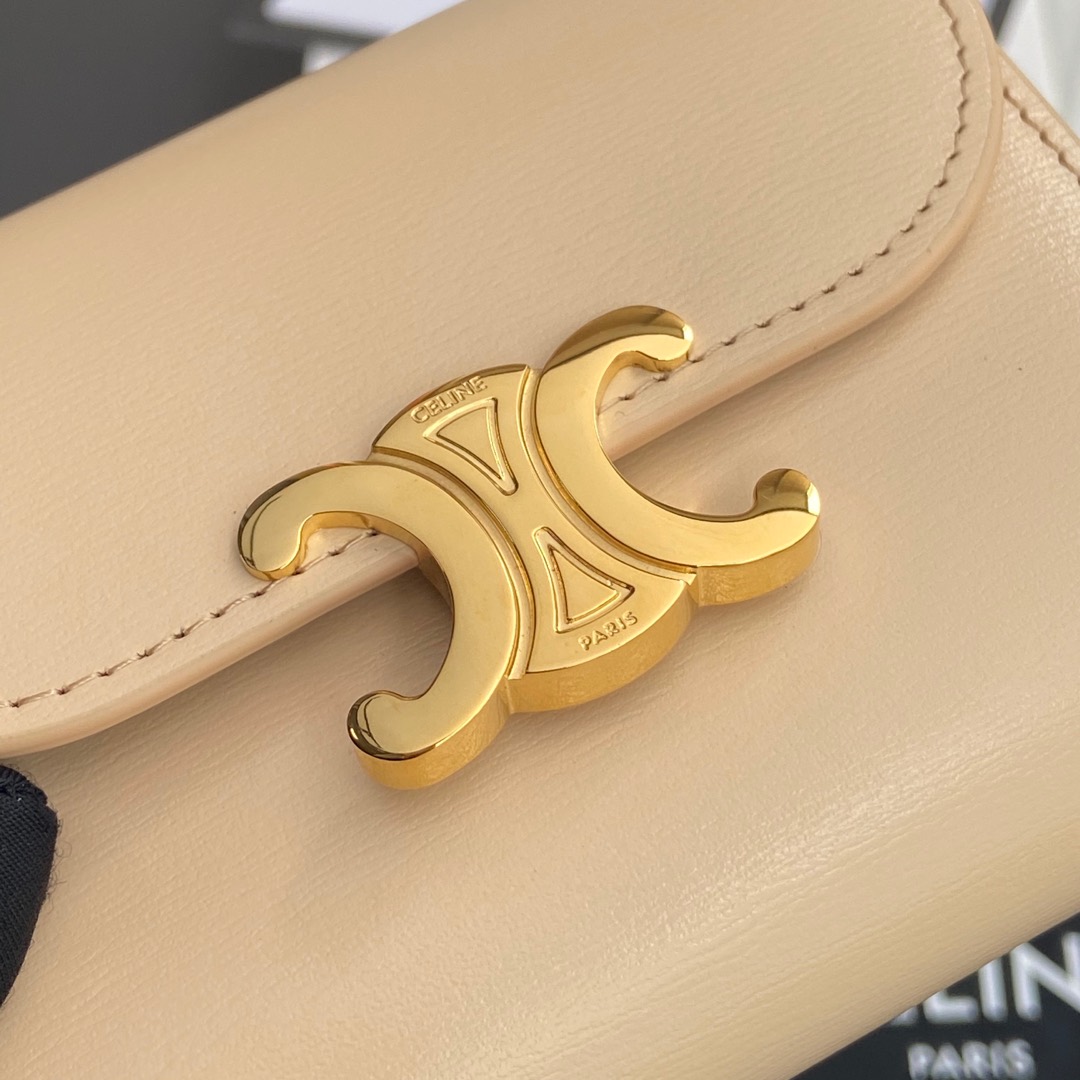 爆買いできる品質保証 celine カード ケースＮ級品 シンプル 本革 優雅 レザー ショット ベージュ色_5