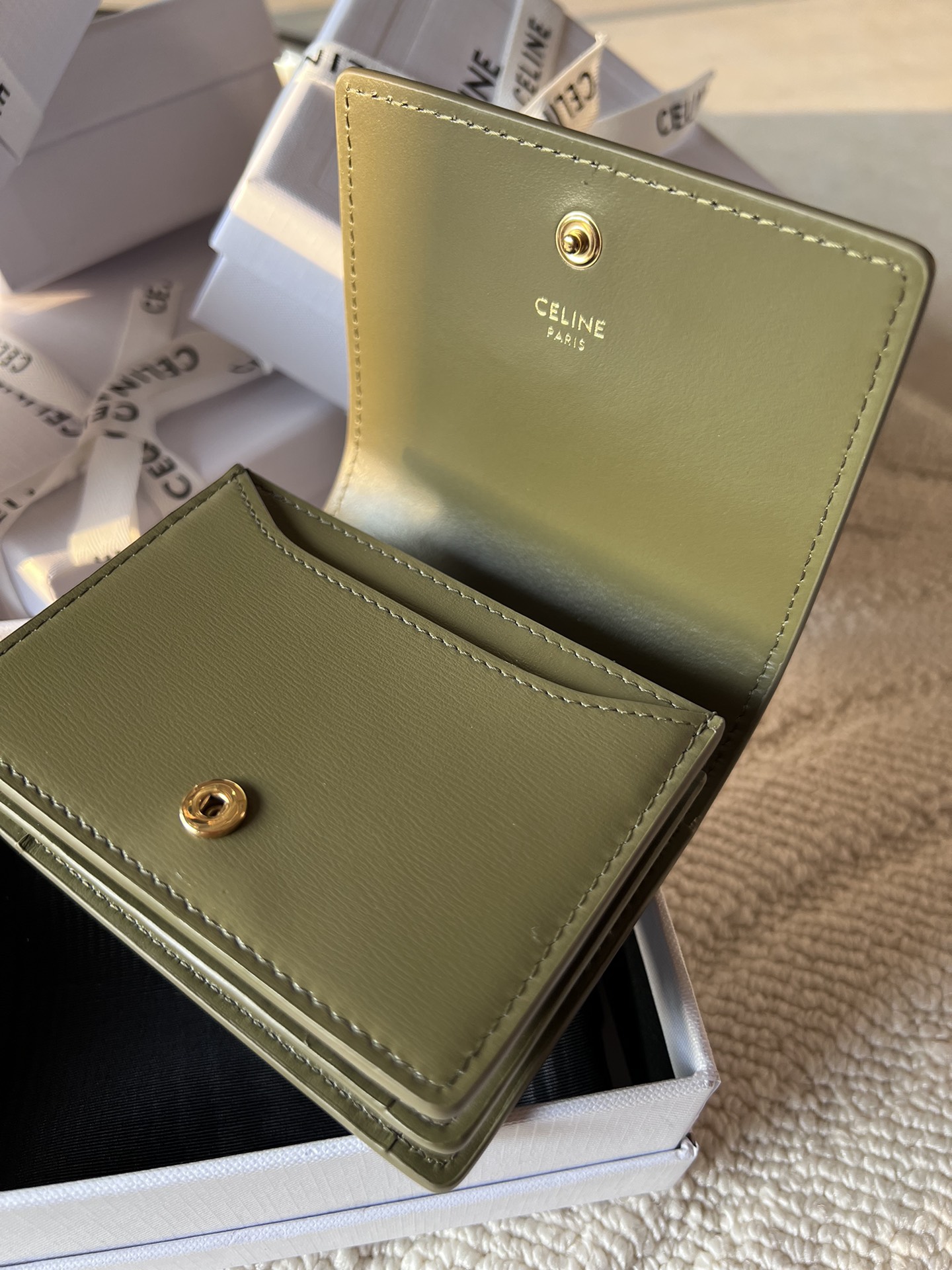 人気品 セリーヌ 財布 レディコピー シンプル 本革 優雅 レザー 小遣い 10M123 グリーン_5