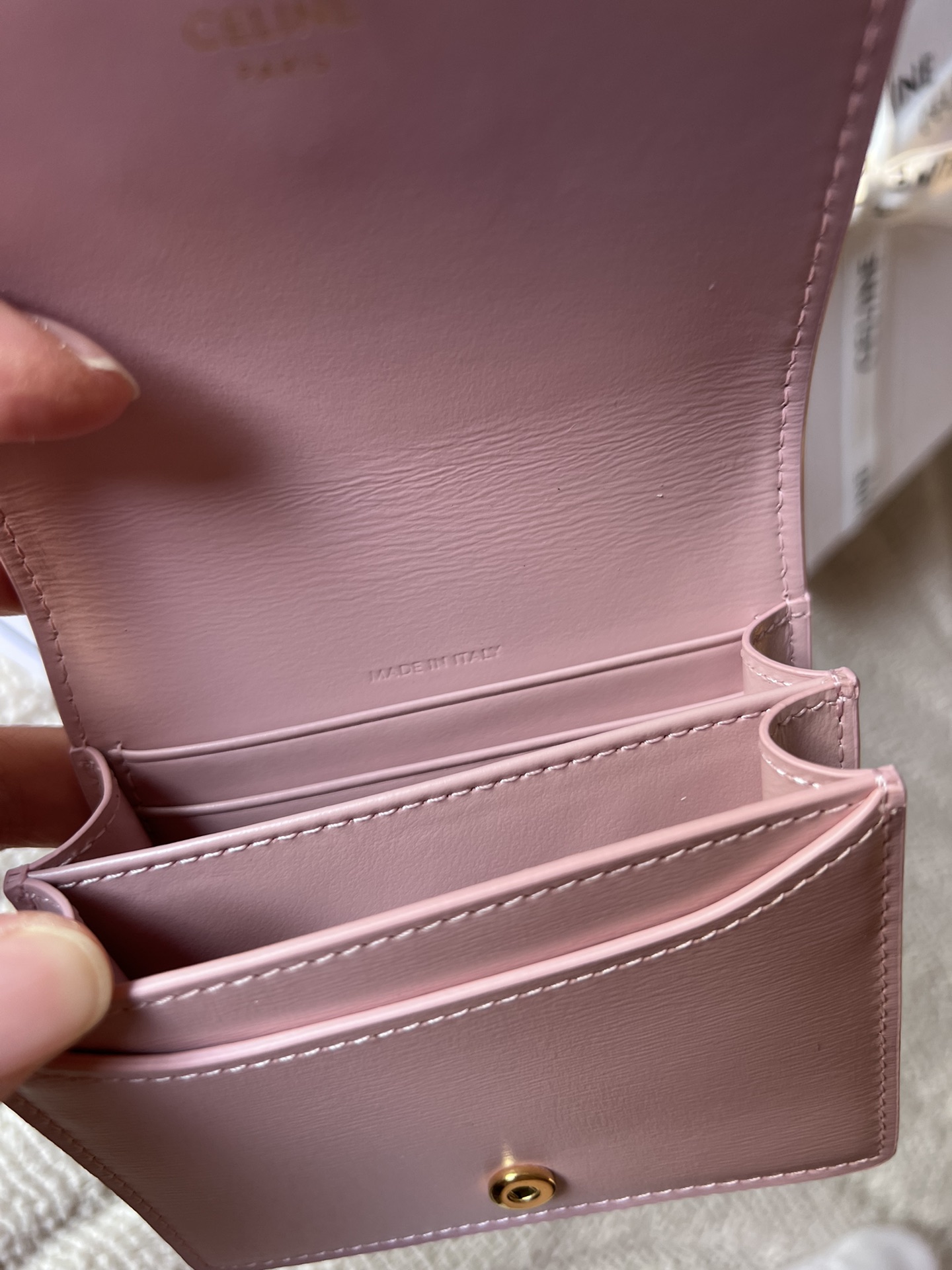 人気品 celine 長 財布スーパーコピー シンプル 本革 優雅 レザー 小遣い 10M123 ピンク_6