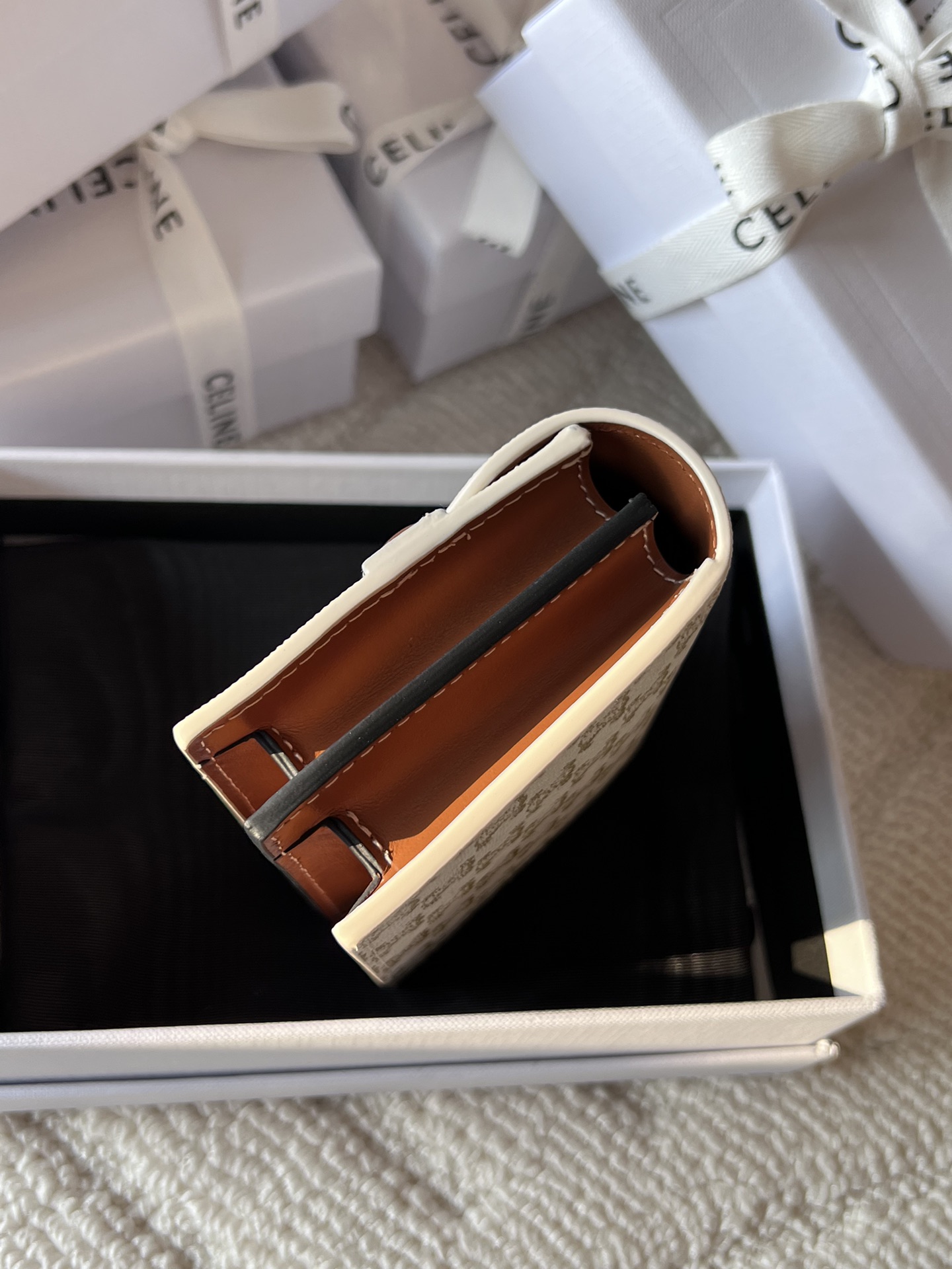 財布 レディ セリーヌコピー シンプル 本革 優雅 レザー 小遣い 10E242 花柄 ホワイト_7