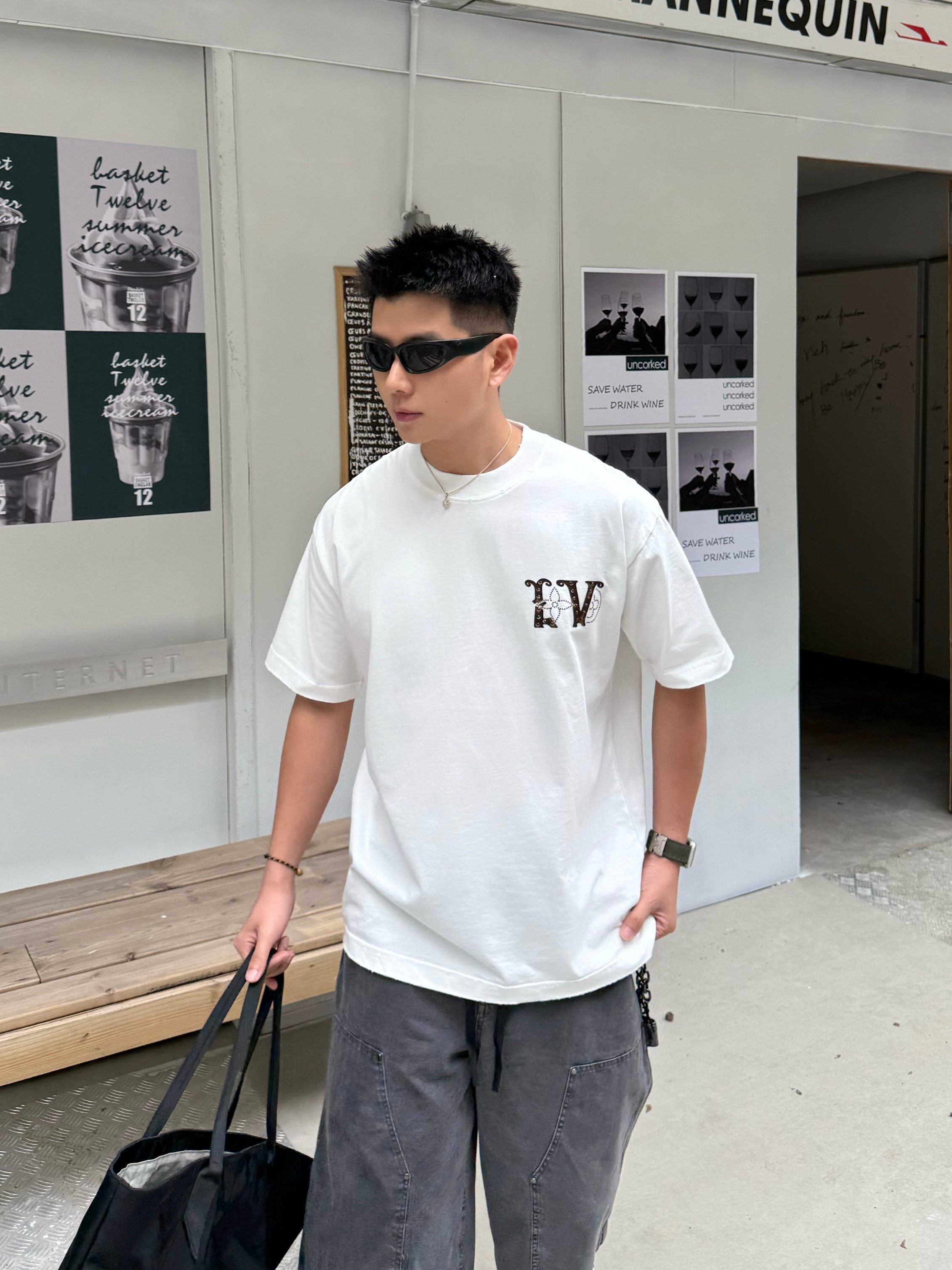 ルイヴィトンtシャツレディース偽物 シンプル 純綿 トップス 半袖 男女兼用 ホワイト_1