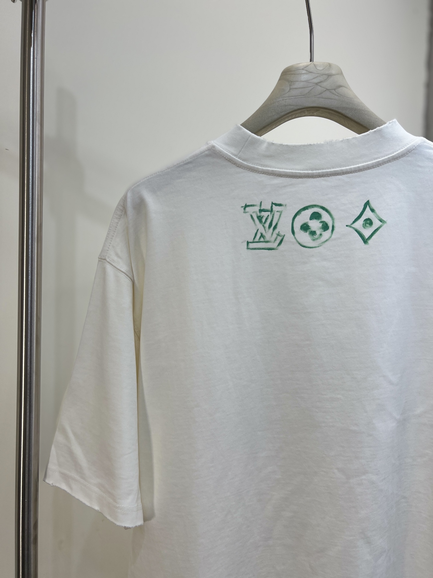 ルイヴィトンtシャツコーデコピー 柔らかい シンプル 純綿 トップス 半袖 男女兼用 ホワイト_5
