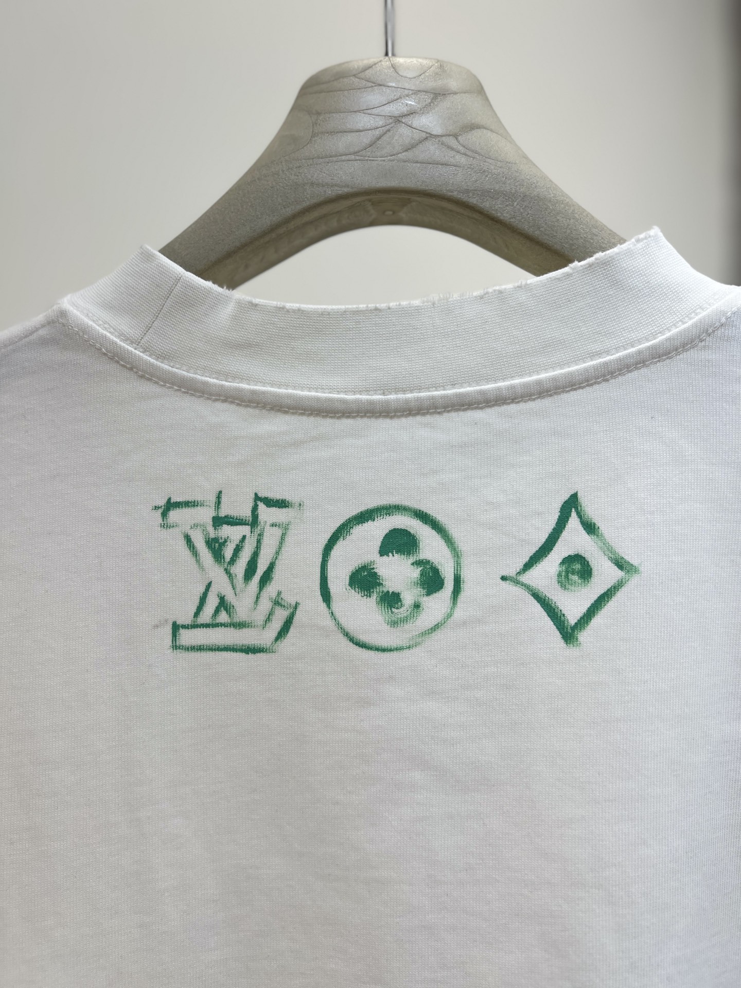 ルイヴィトンtシャツコーデコピー 柔らかい シンプル 純綿 トップス 半袖 男女兼用 ホワイト_6