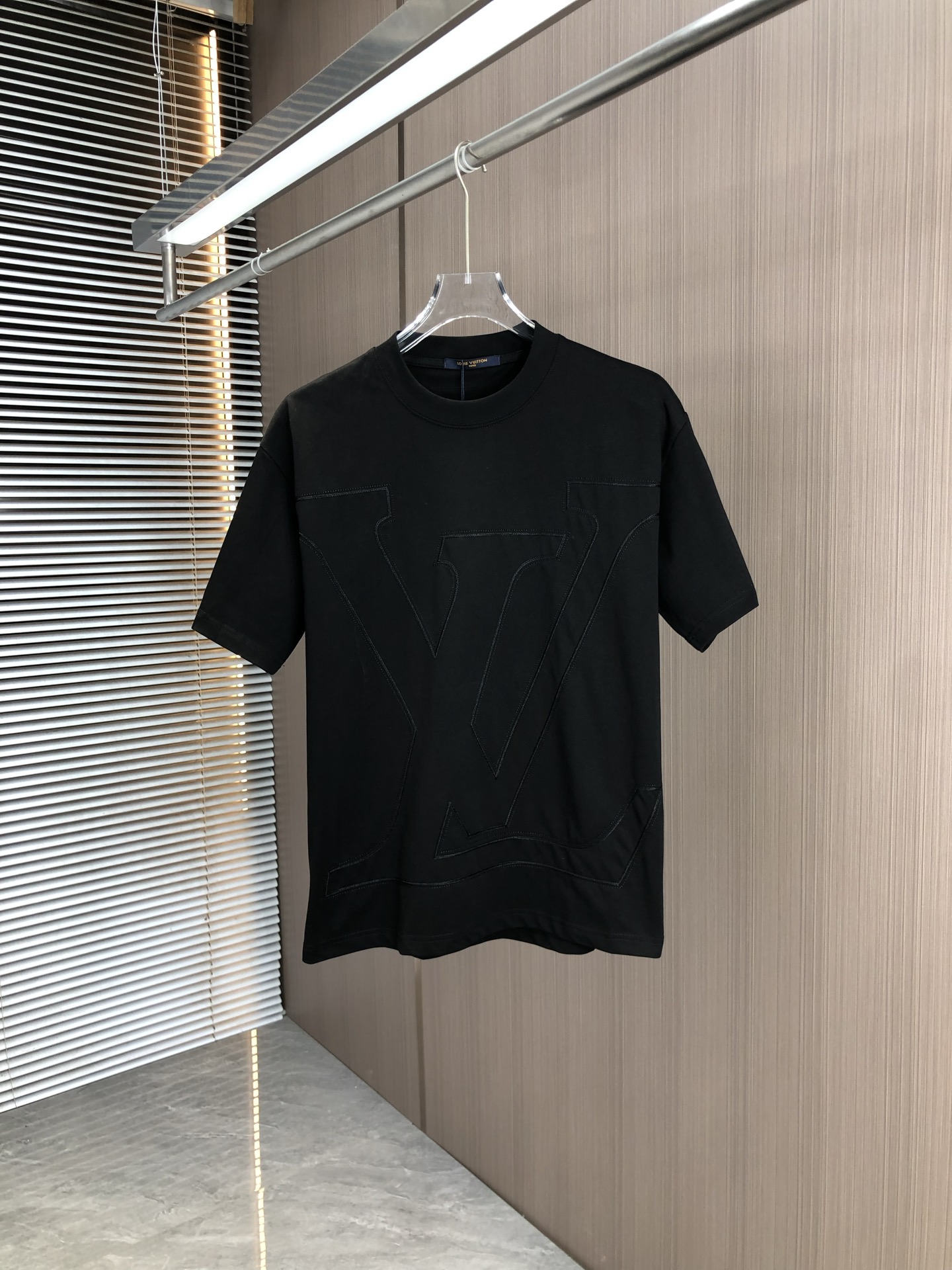 超激得価格 tシャツ ルイヴィトンコピー 柔らかい シンプル 純綿 トップス ゆったり ブラック_1