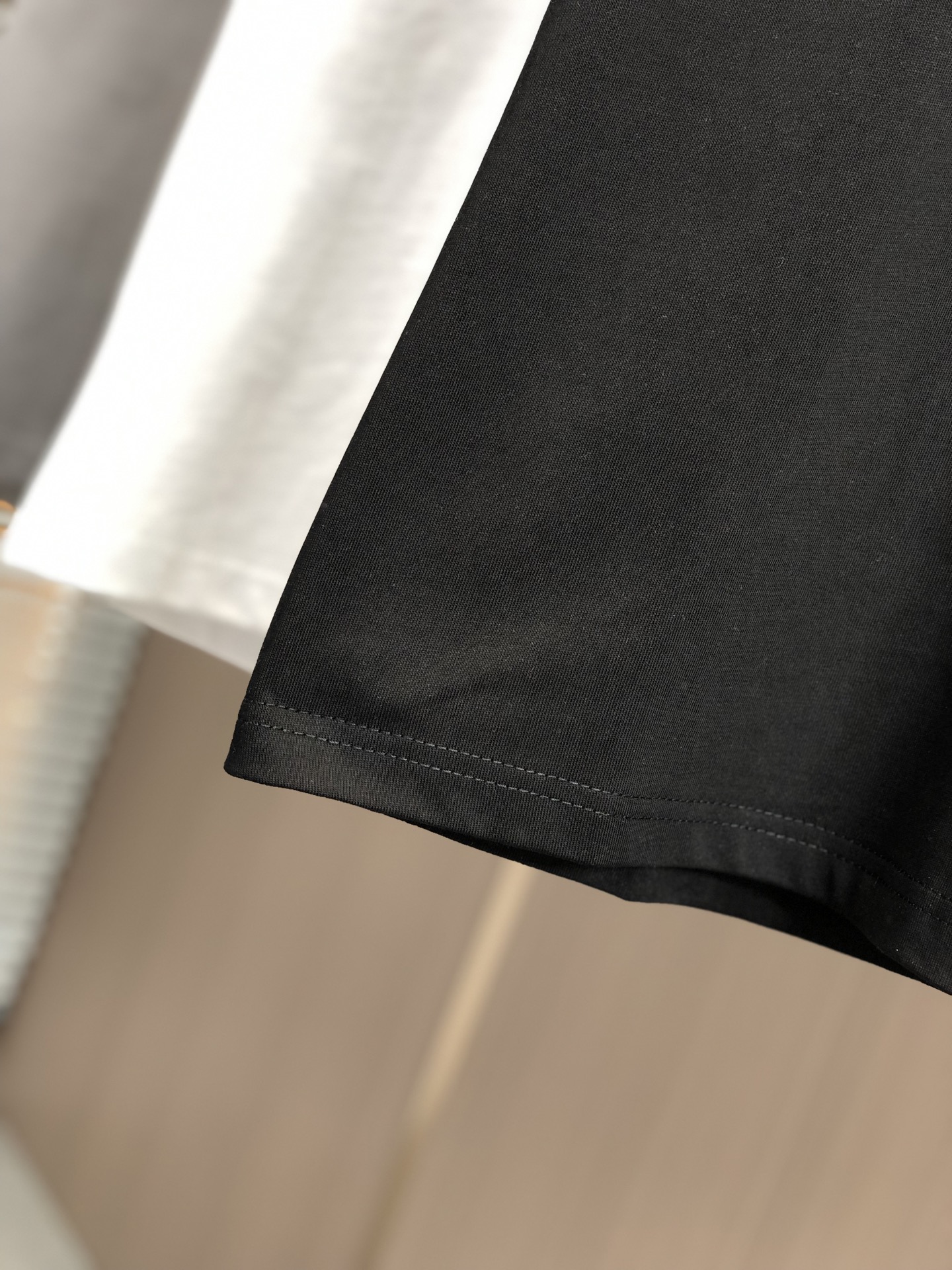 ヴィトン クマ tシャツ偽物 柔らかい 短袖 純綿 トップス 男女兼用 ゆったり ブラック_4