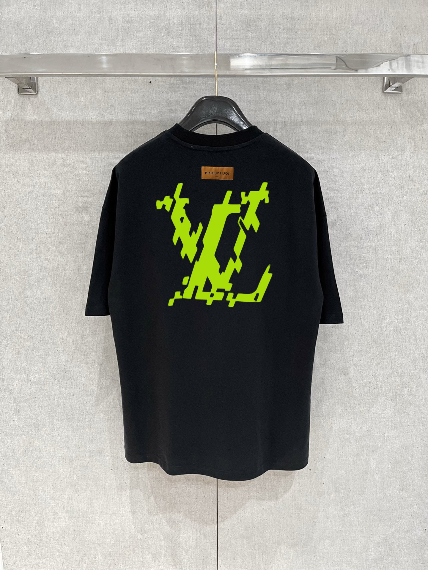 華やかな雰囲気 ルイヴィトンtシャツヤフオクＮ級品 ゆったり 短袖 純綿 トップス ブラック_2