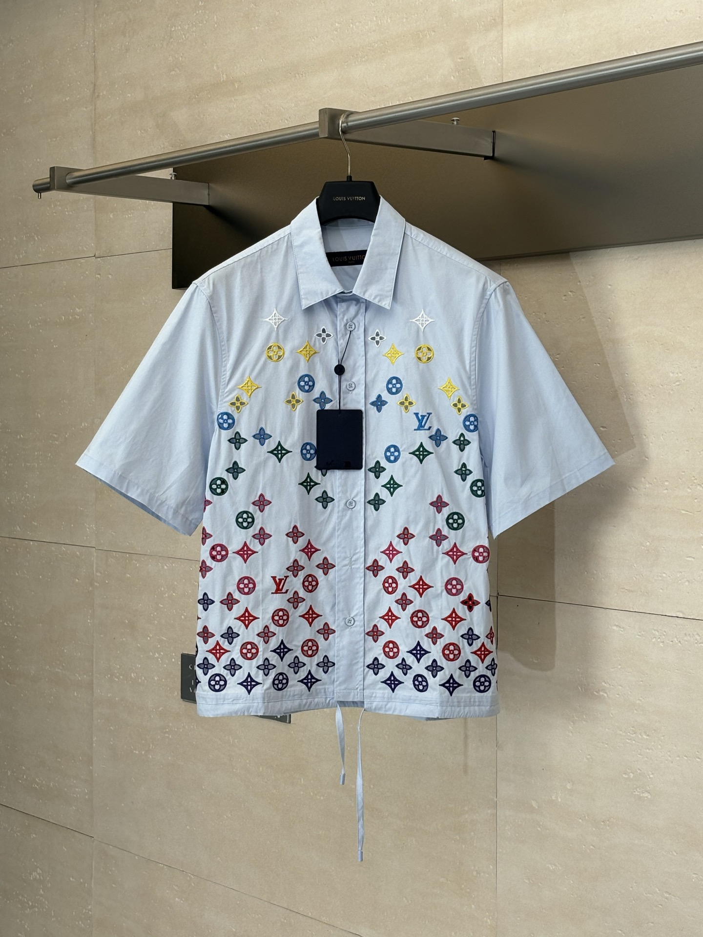 ルイヴィトントップススーパーコピー 刺繡 半袖シャツ 純綿 トップス ファッション感 ブルー_1