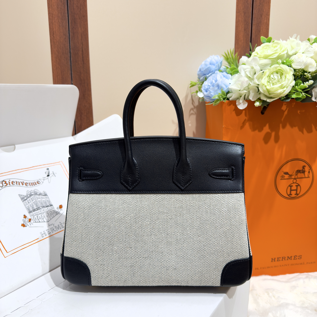 定番人気 エルメスバッグ 雨の日スーパーコピー ハンドバッグ 本革 レザー 高品質 ブラック_3