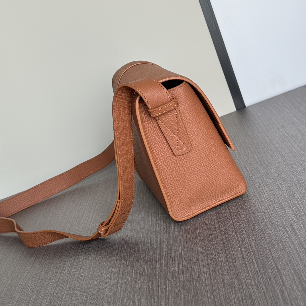 エルメス バッグ 個数制限偽物 柔らかい革 斜め掛けバッグ レザー 優雅レディ ブラウン_6