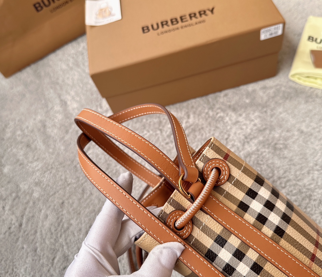 burberry ショルダー バッグスーパーコピー 可愛いバッグ 斜め掛け可 本革 レザー ブラウン_6