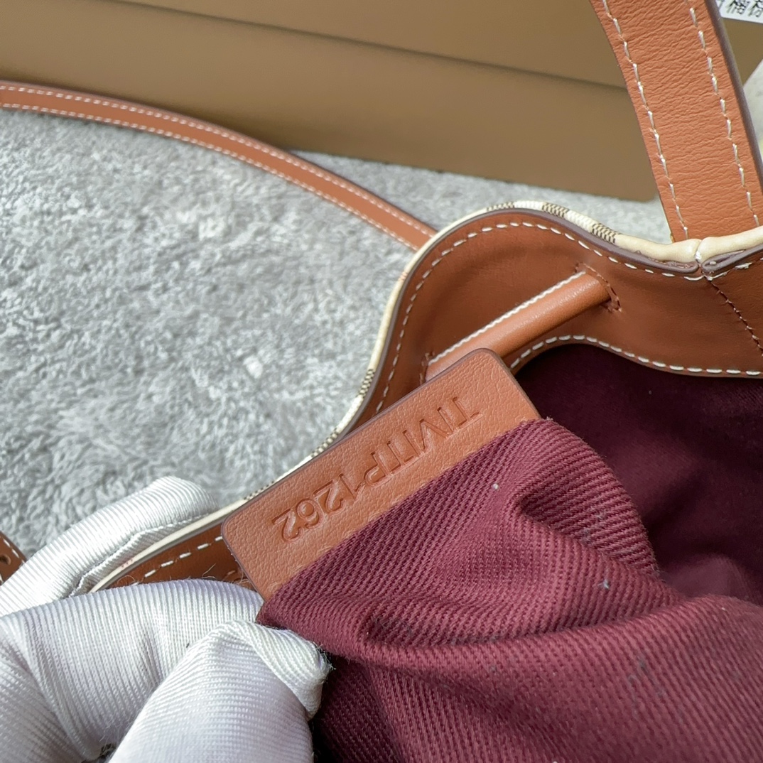 burberry ショルダー バッグスーパーコピー 可愛いバッグ 斜め掛け可 本革 レザー ブラウン_7