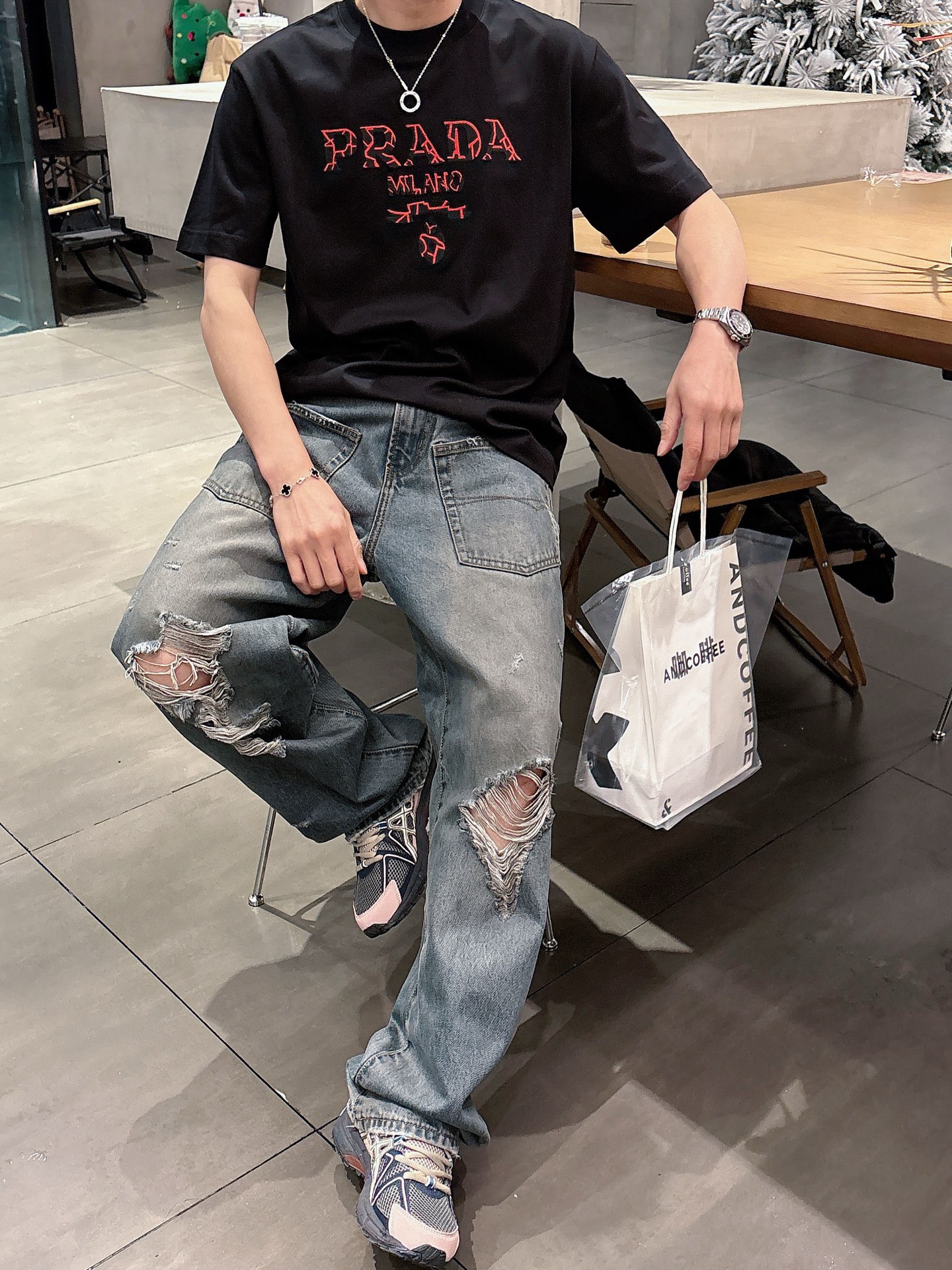 prada t シャツ レディーススーパーコピー 半袖 トップス プリント 純綿 ゆったり 男女兼用 ブラック_5