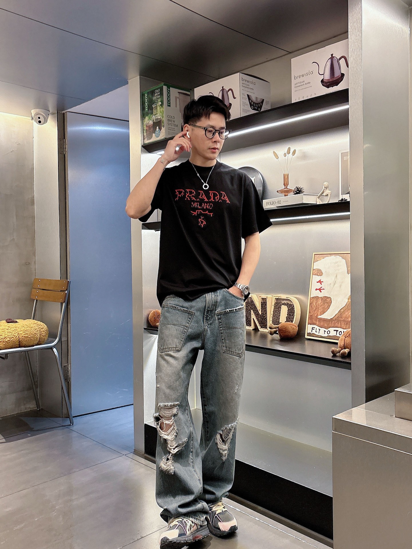 prada t シャツ レディーススーパーコピー 半袖 トップス プリント 純綿 ゆったり 男女兼用 ブラック_8