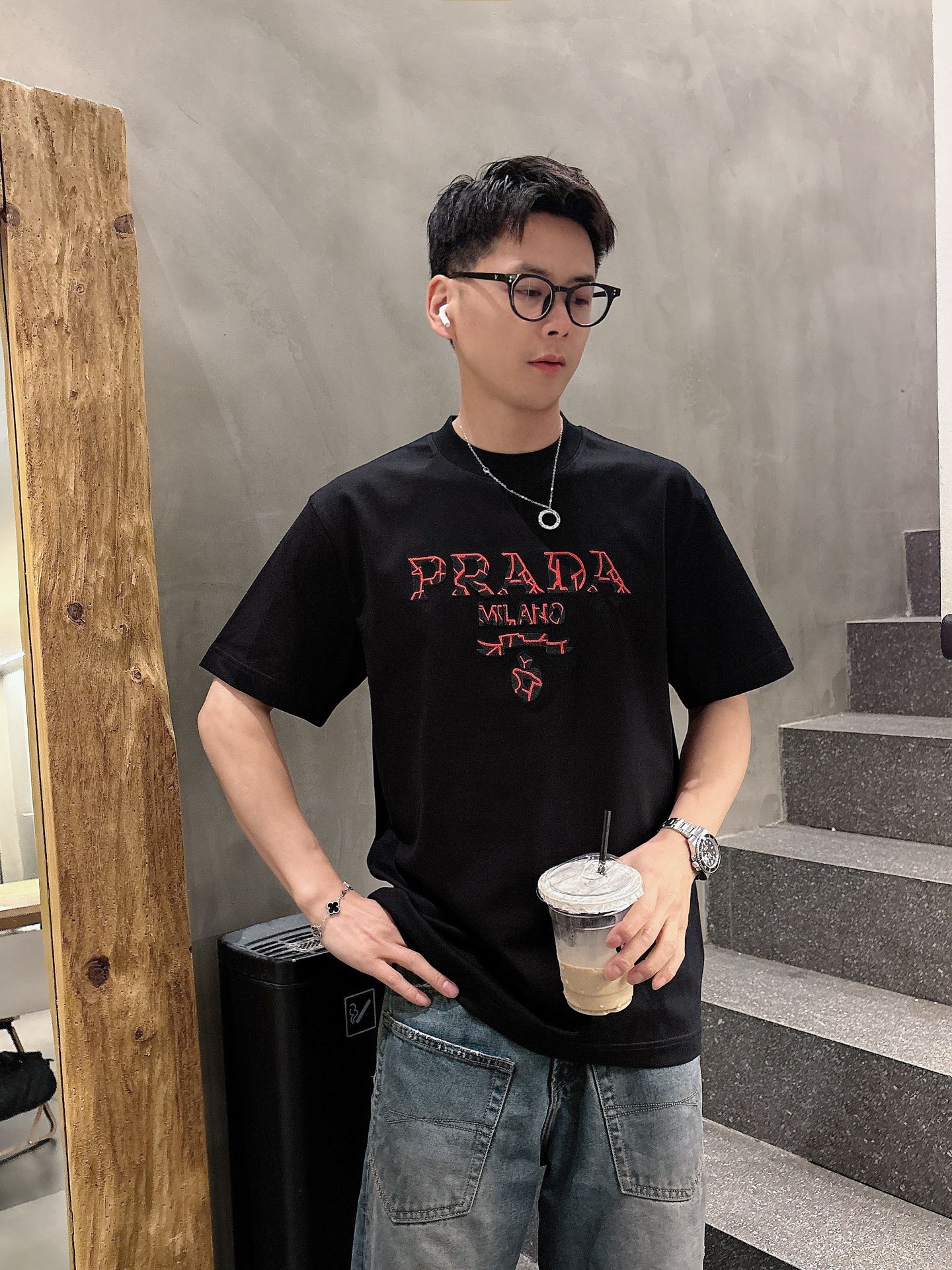 prada t シャツ レディーススーパーコピー 半袖 トップス プリント 純綿 ゆったり 男女兼用 ブラック_9