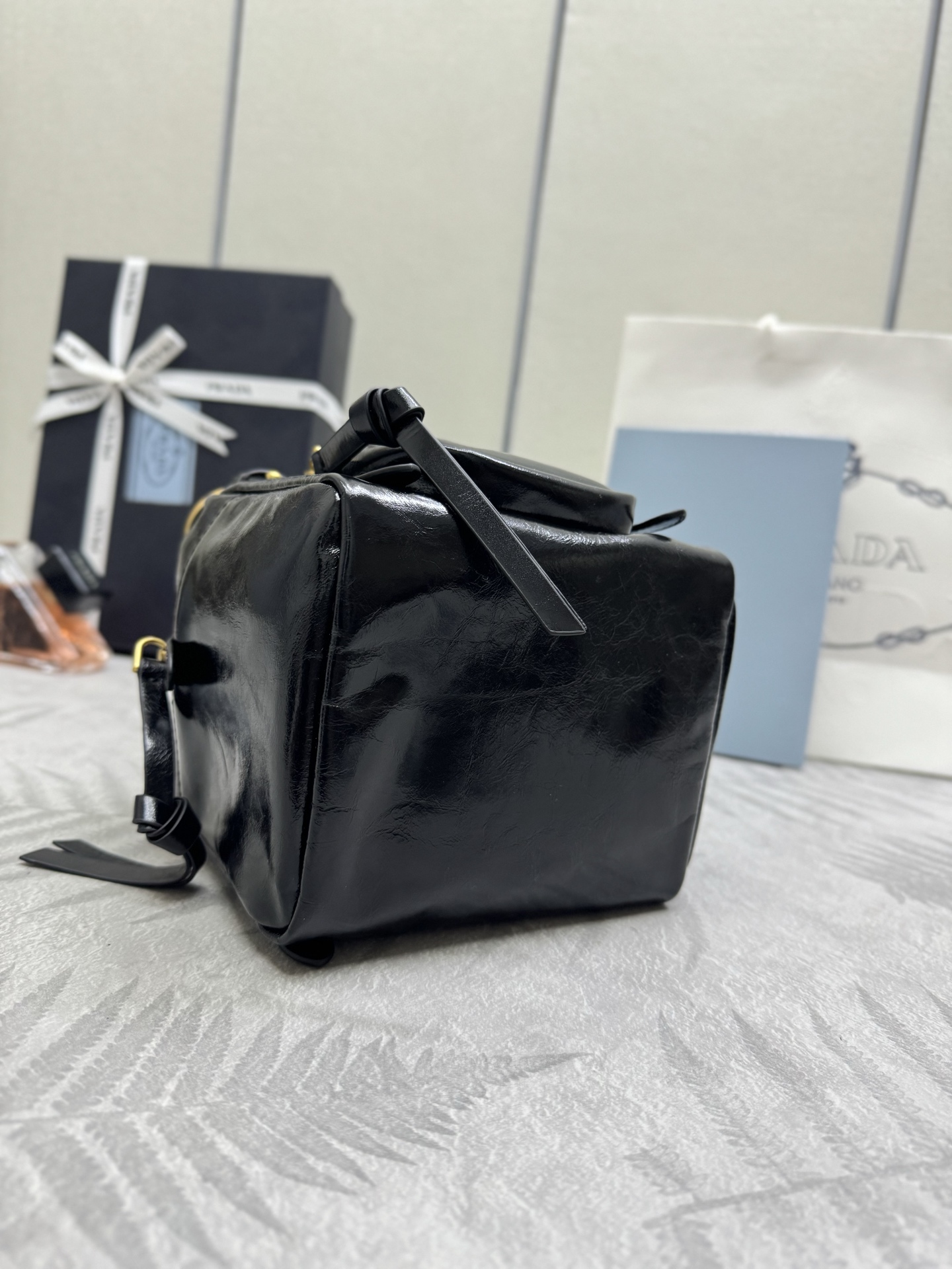 数量限定の爆買 プラダバッグ 修理スーパーコピー ハンドバッグ 牛革 レザー 上質 1BB137 ブラック_7
