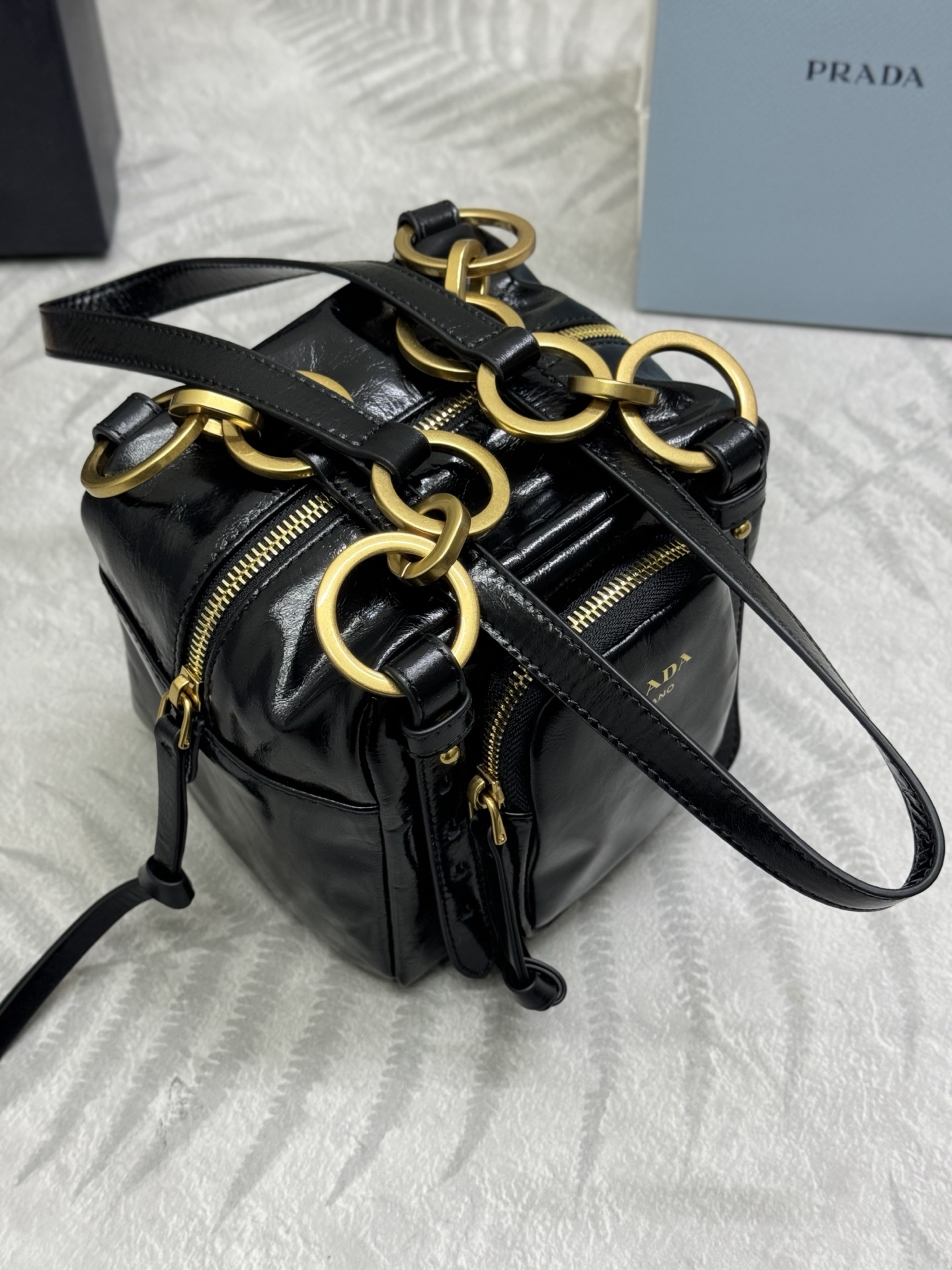 数量限定の爆買 プラダバッグ 修理スーパーコピー ハンドバッグ 牛革 レザー 上質 1BB137 ブラック_8