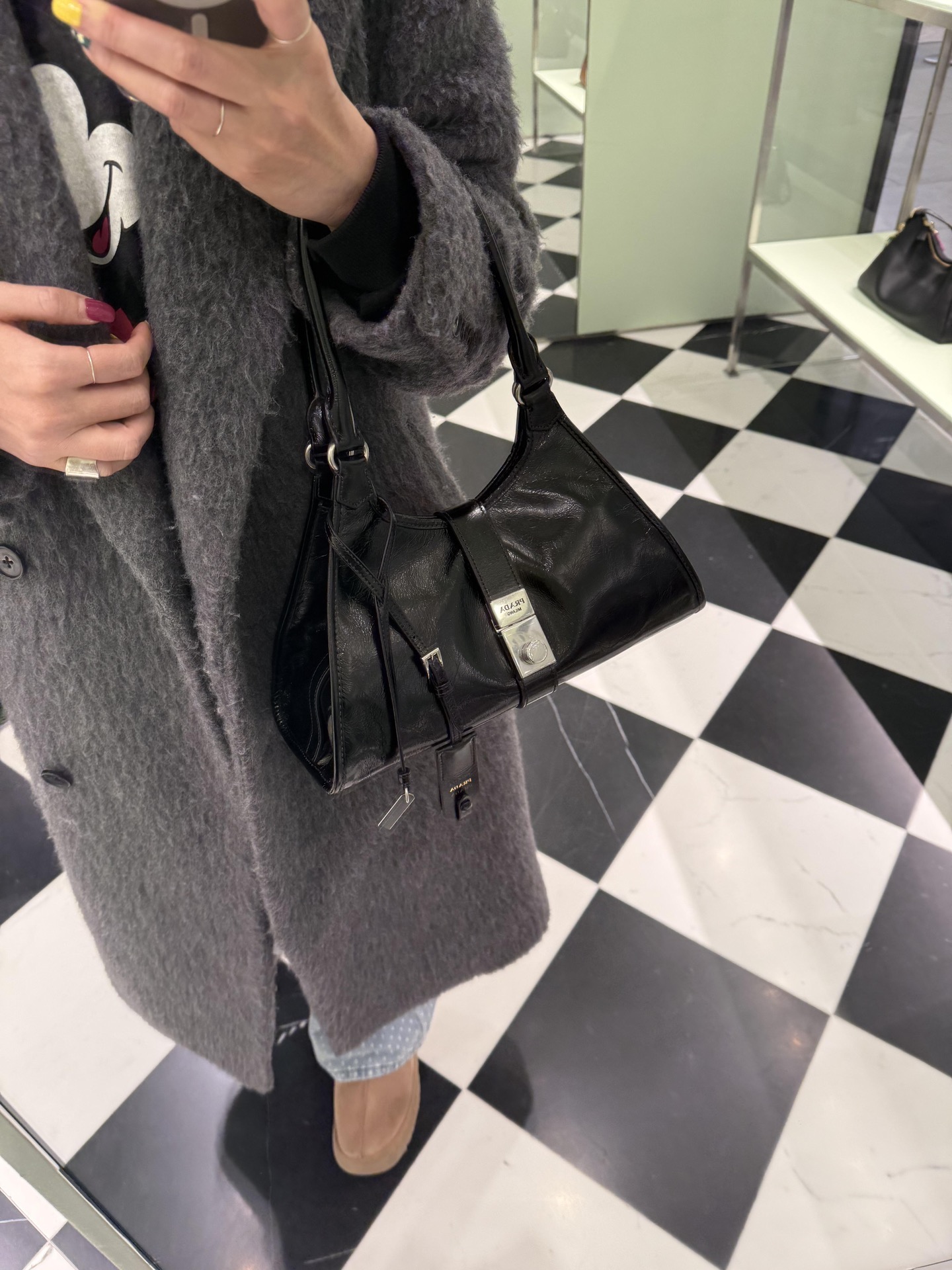 お買い得品 プラダ スタッズバッグコピー ハンドバッグ 牛革 レザー 1BG570 ブラック_1