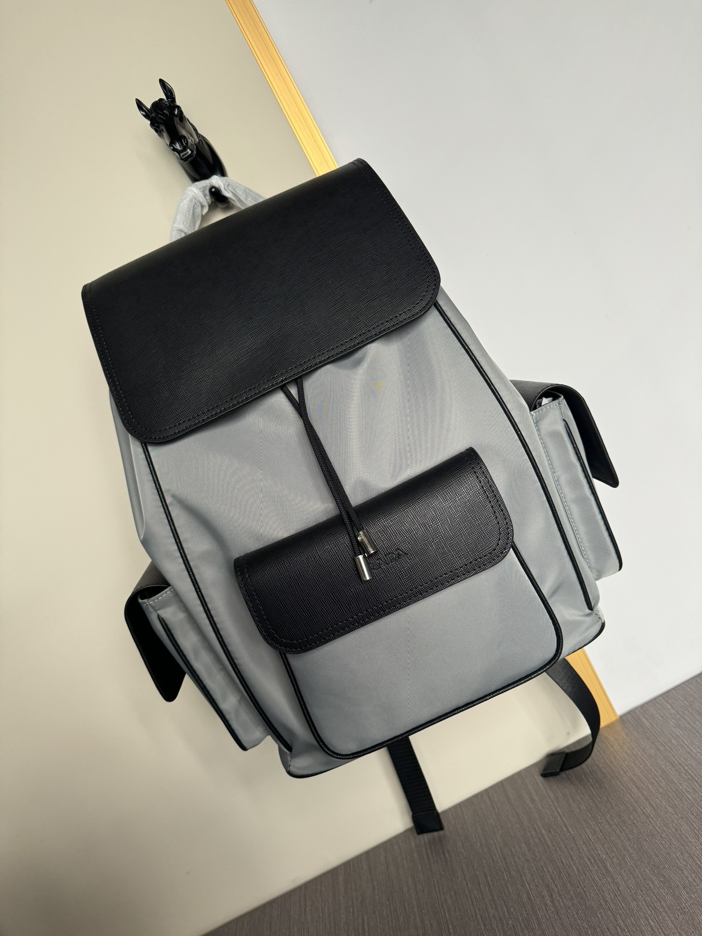 プラダ バッグ 正規品偽物 大容量 バックバッグ 牛革 レザー 8457-6 グレー_2